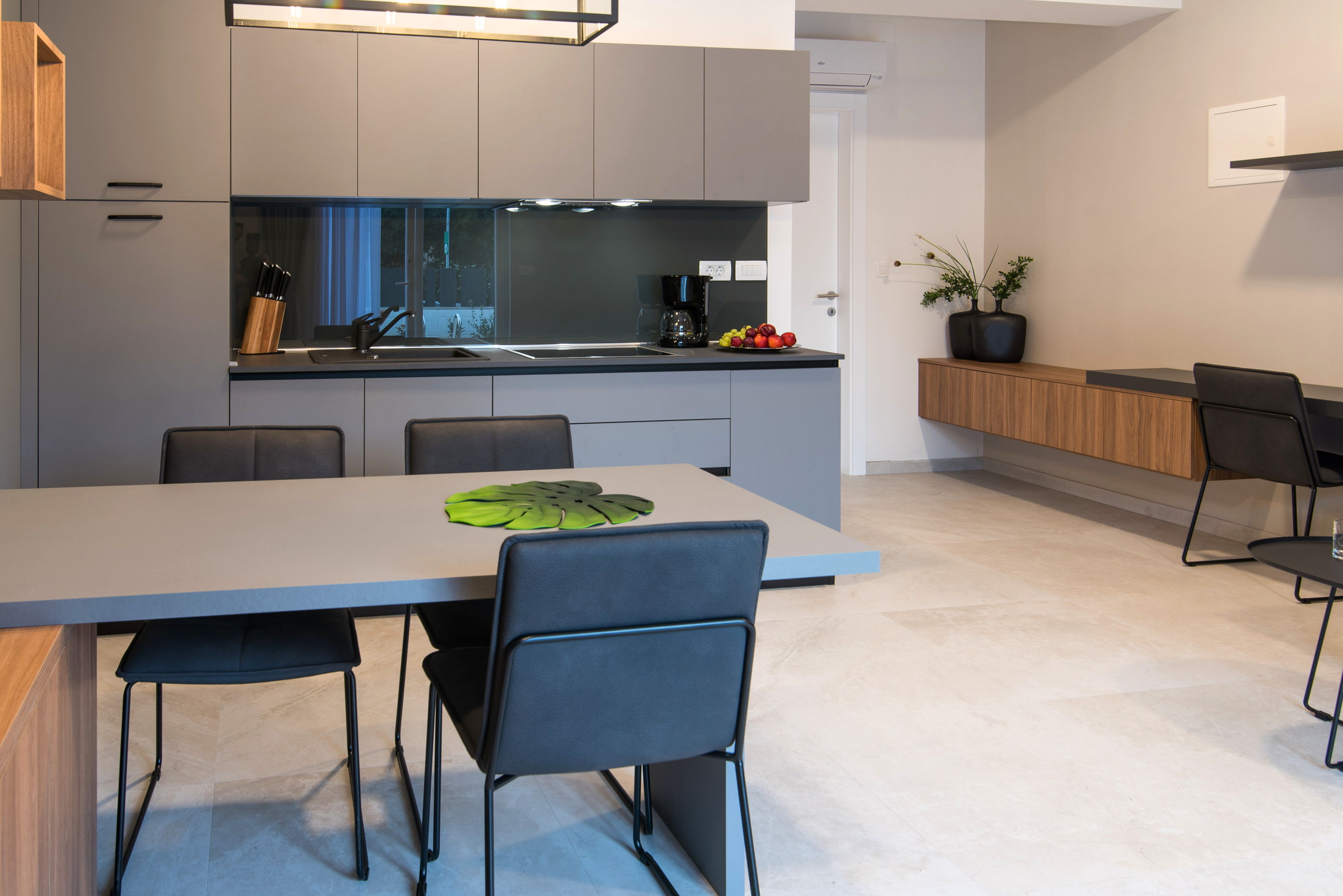 Apartments CURICTA 15111-A2