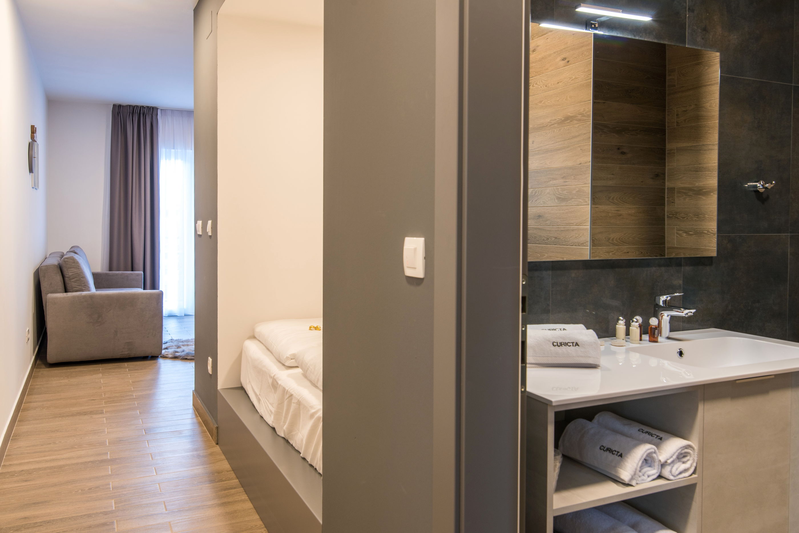 Apartments CURICTA 15111-A4