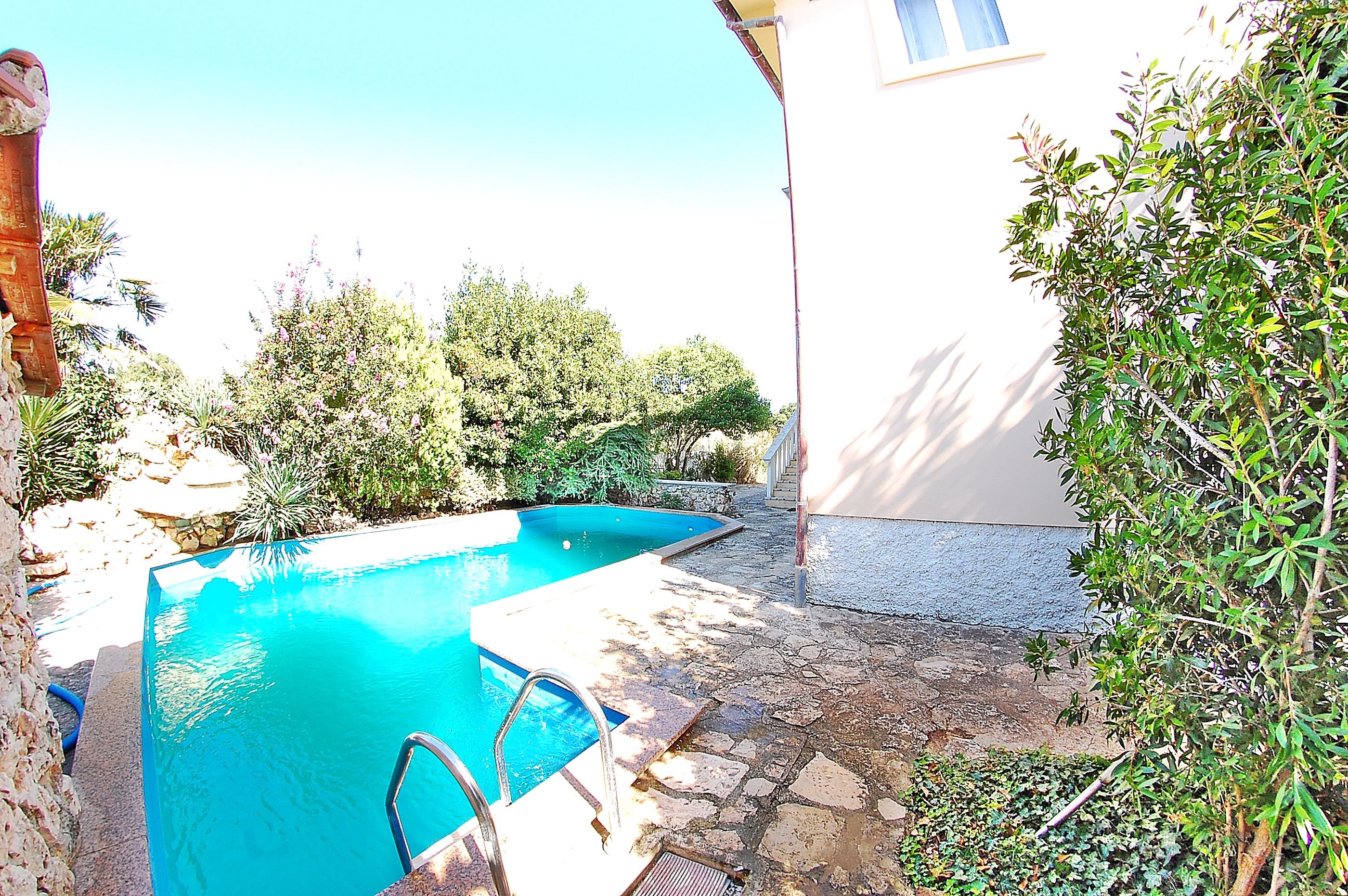 Photo of Apartments Marin sa bazenom