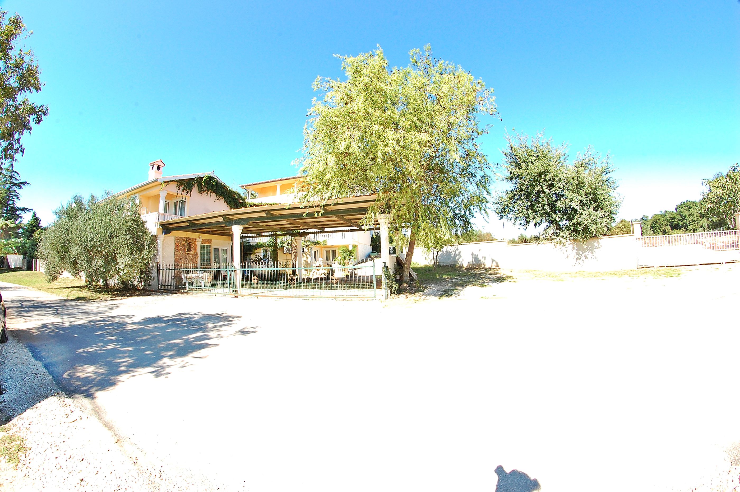 Photo of Apartments Marin sa bazenom