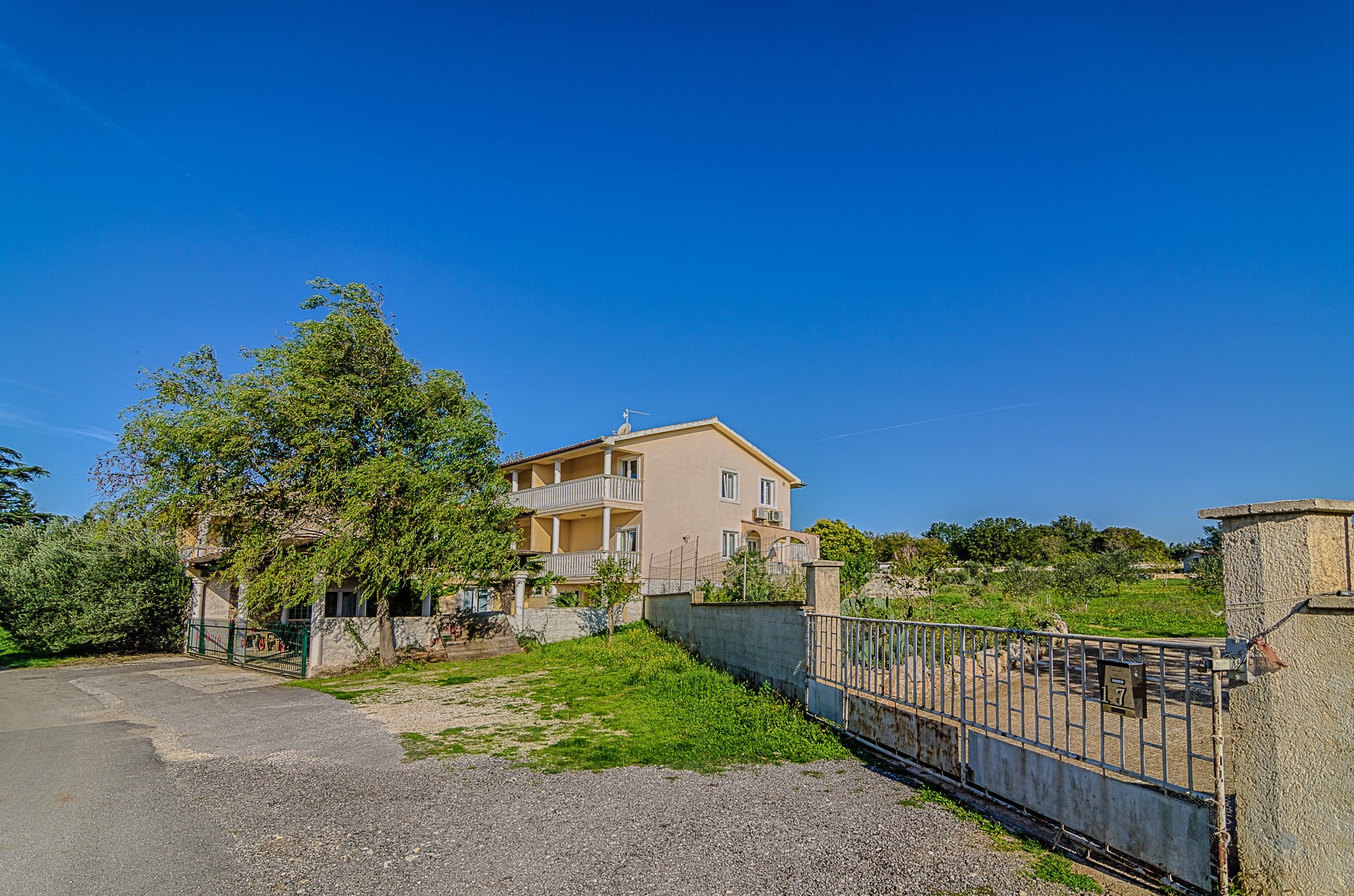 Photo of Apartments Marin sa bazenom