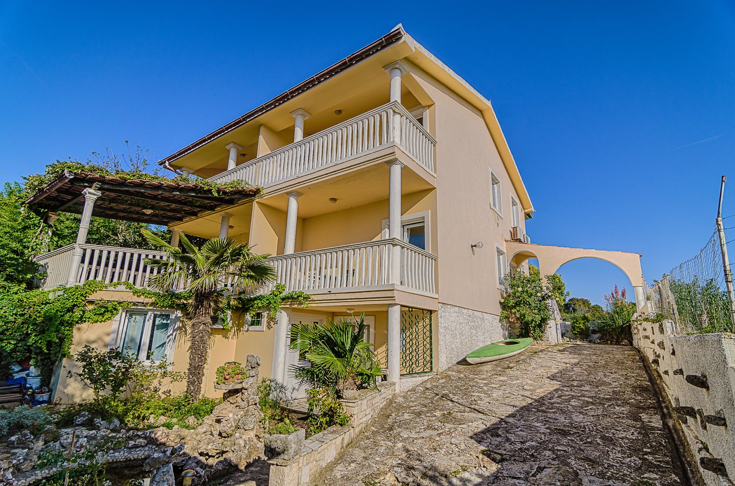 Photo of Apartments Marin sa bazenom