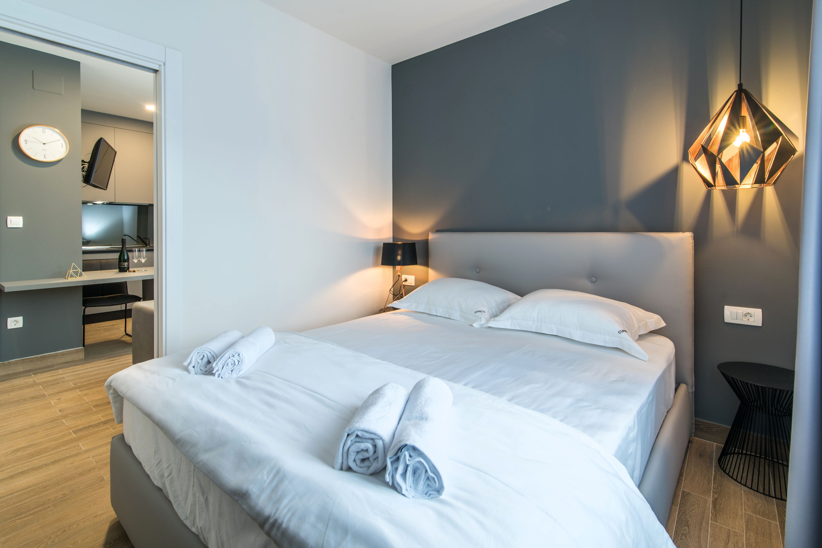 Apartments CURICTA 15111-A7