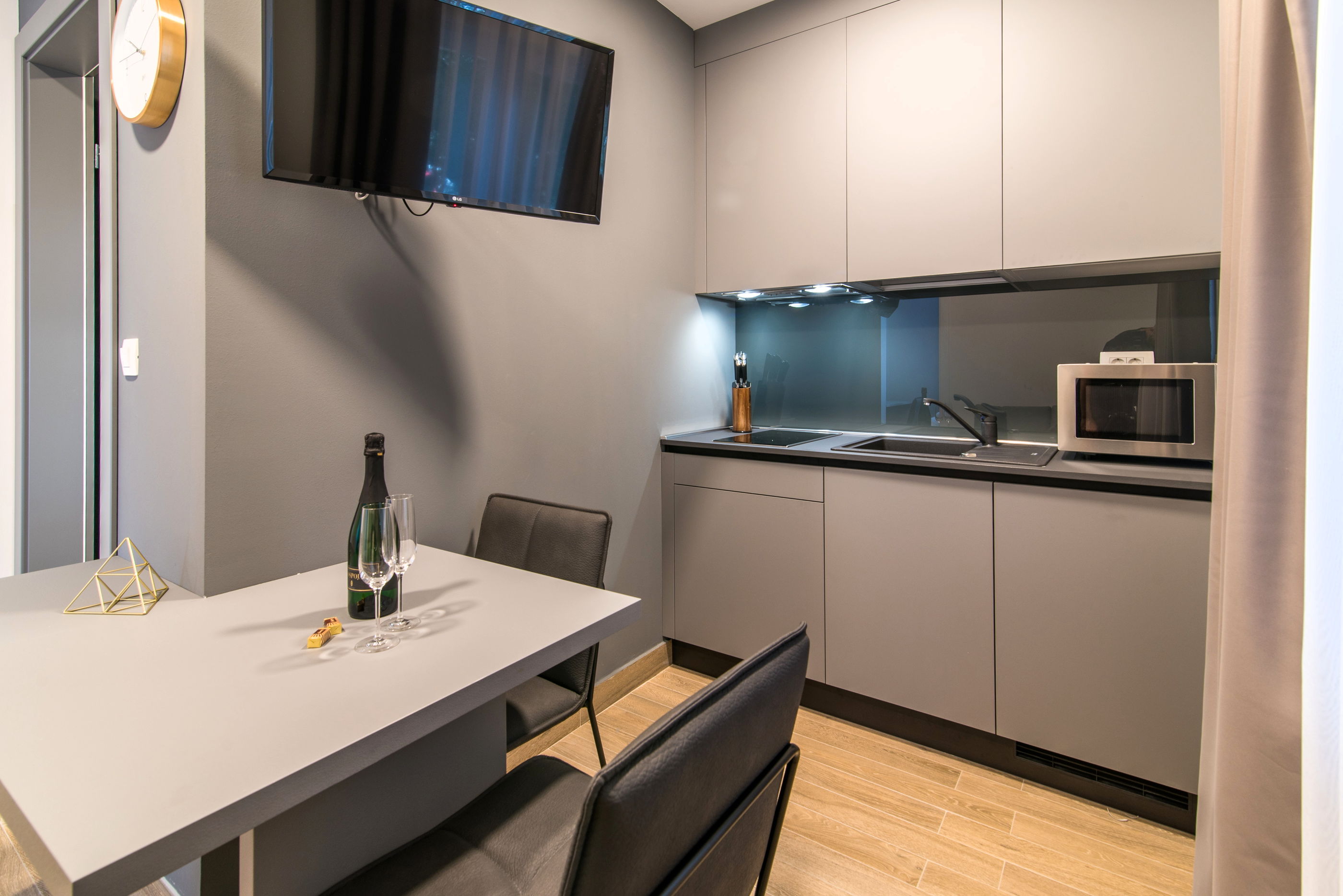 Apartments CURICTA 15111-A7