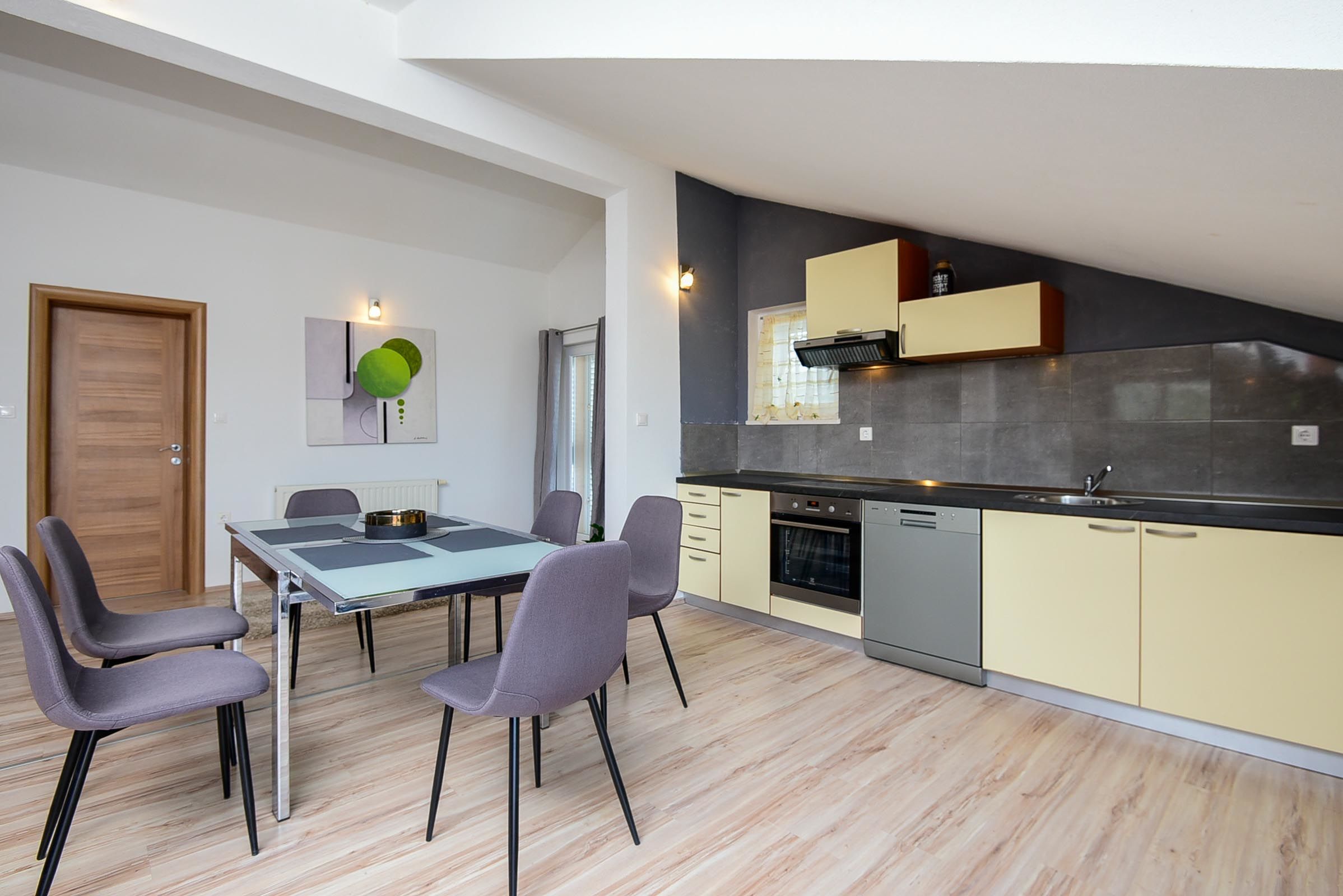 Apartment Ivona 35247-A4