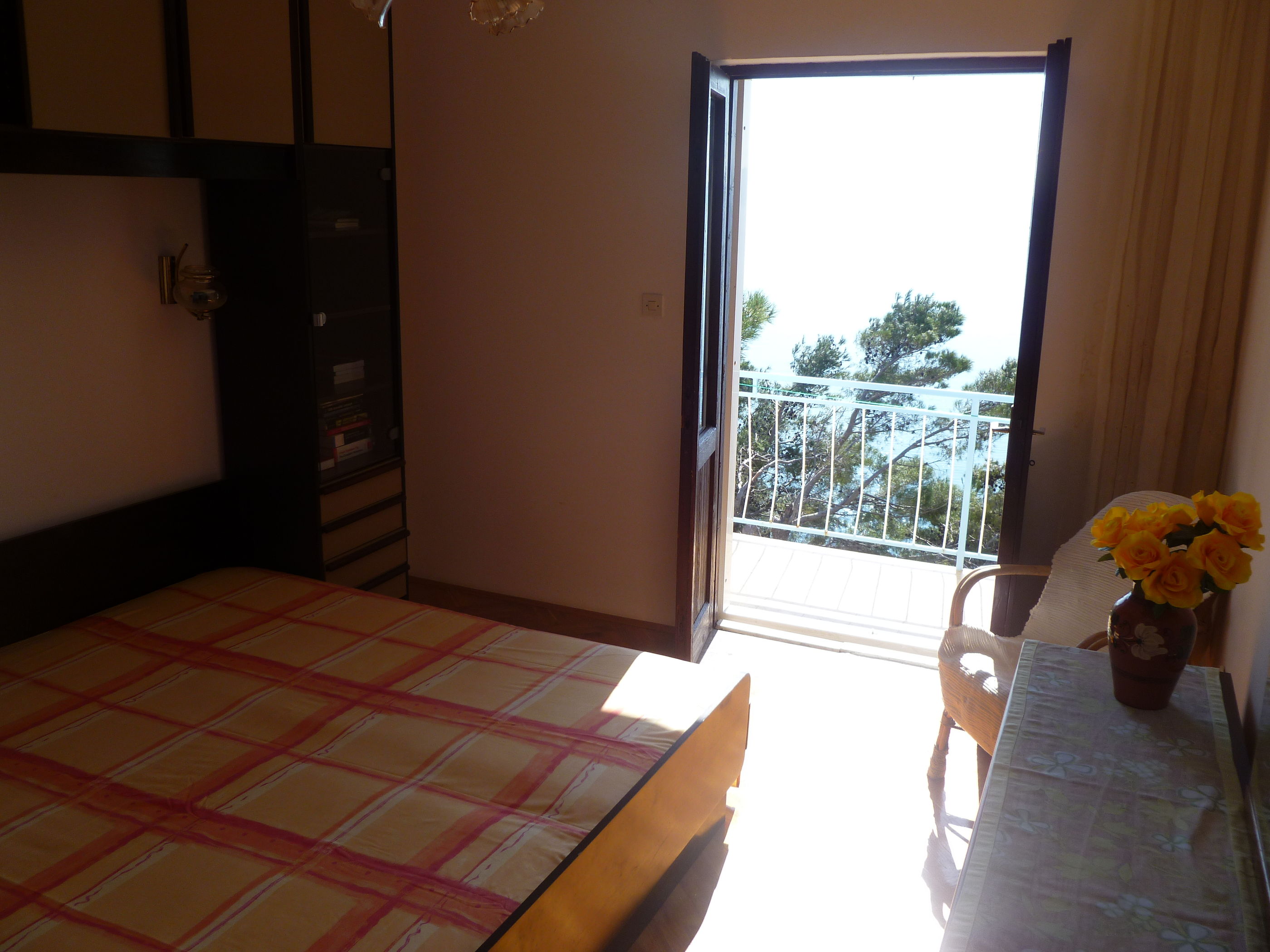 Rooms Jakirusa 56201-S1