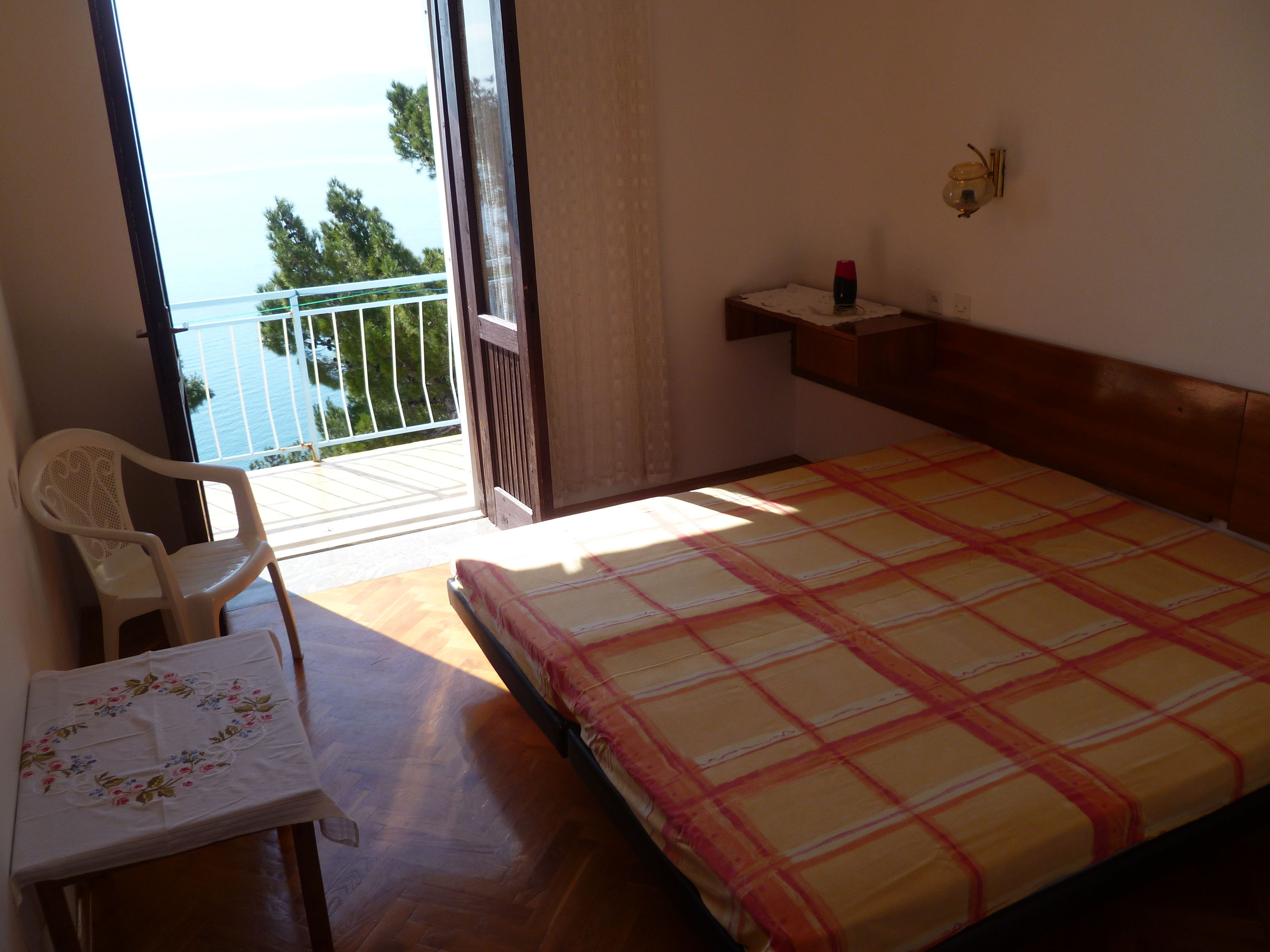 Rooms Jakirusa 56201-S2