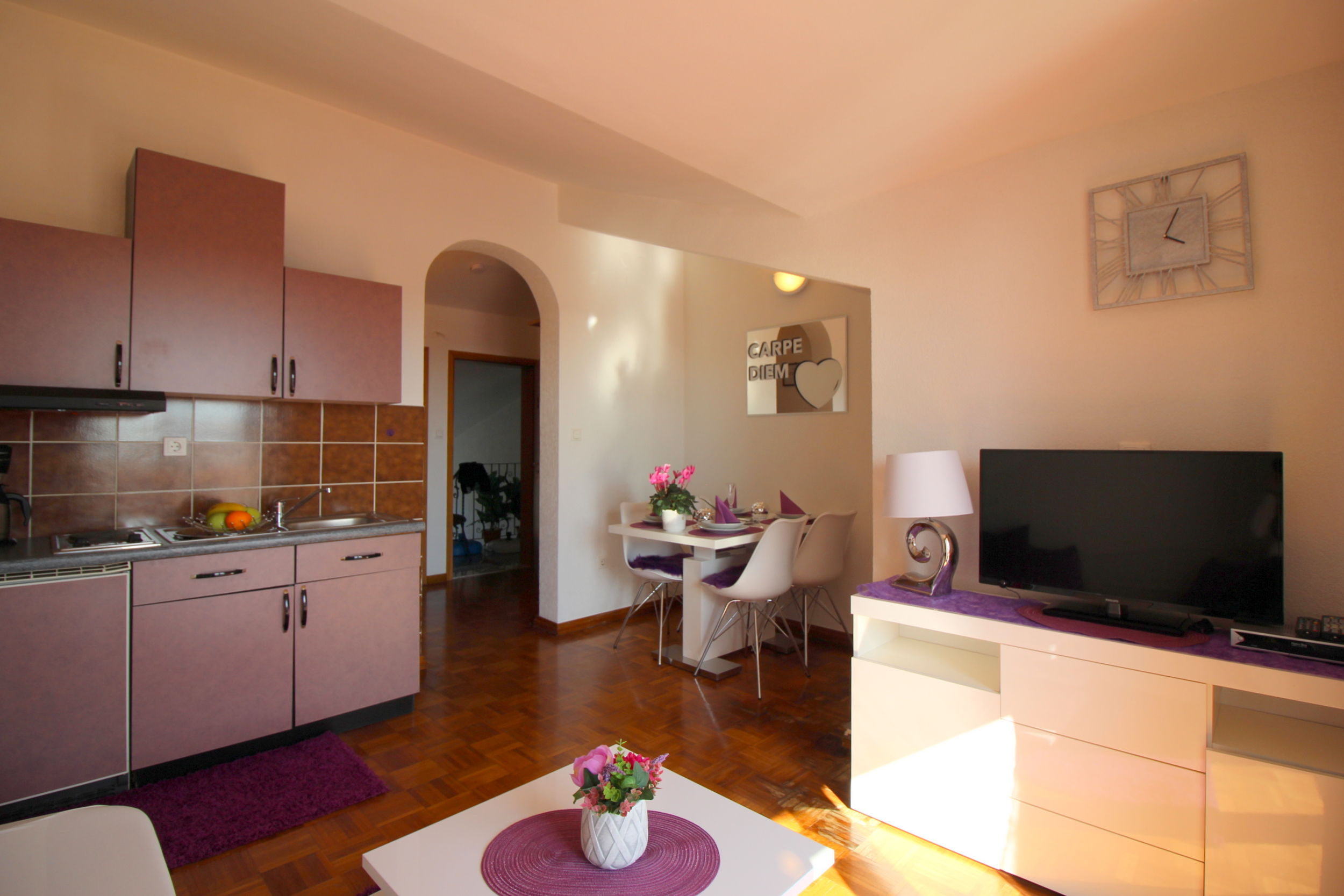 Apartments Vista 15502-A1