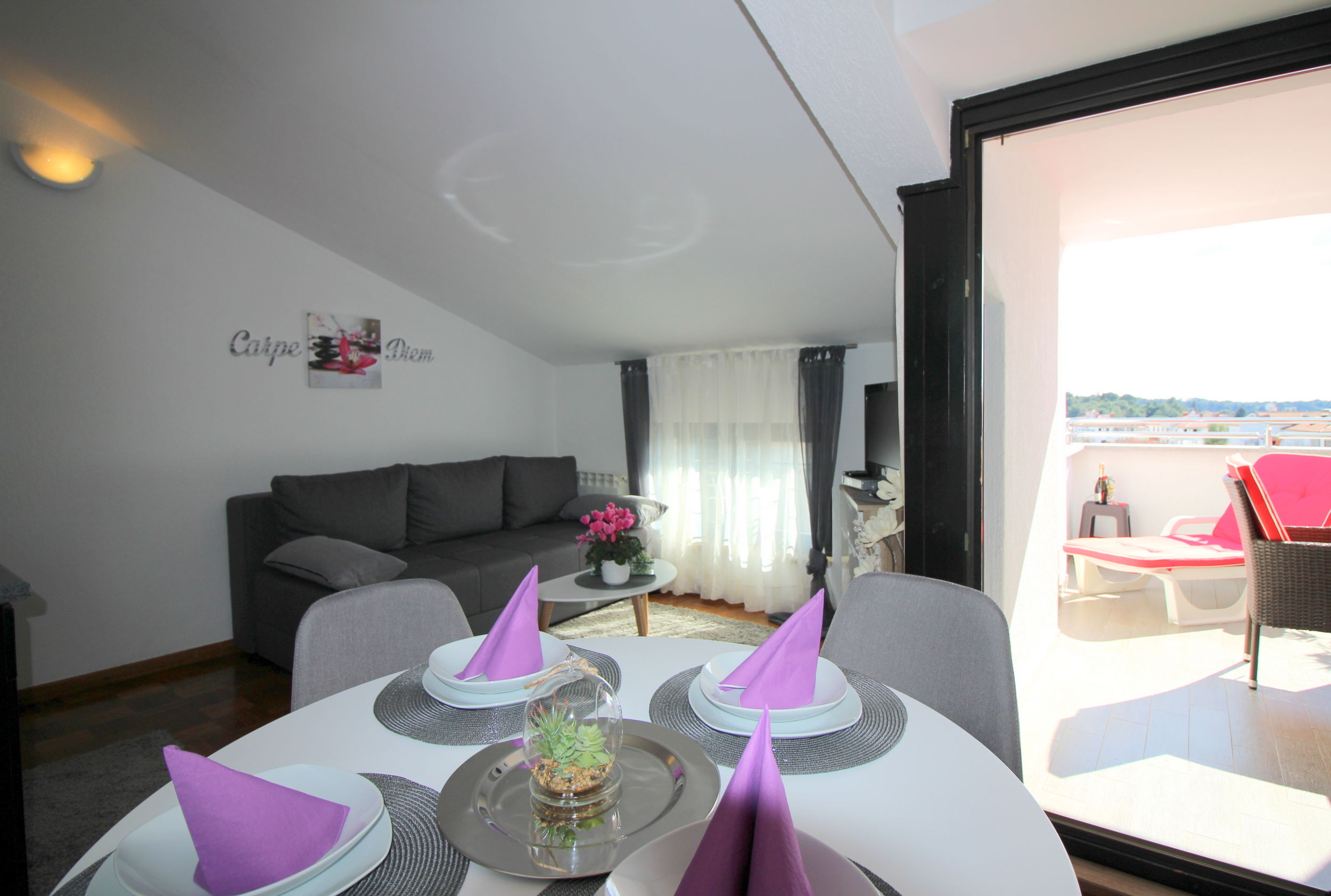 Apartments Vista 15502-A2