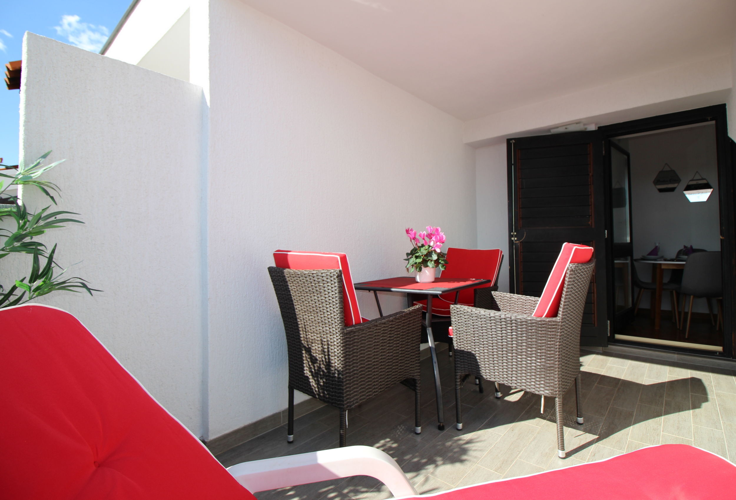 Apartments Vista 15502-A2