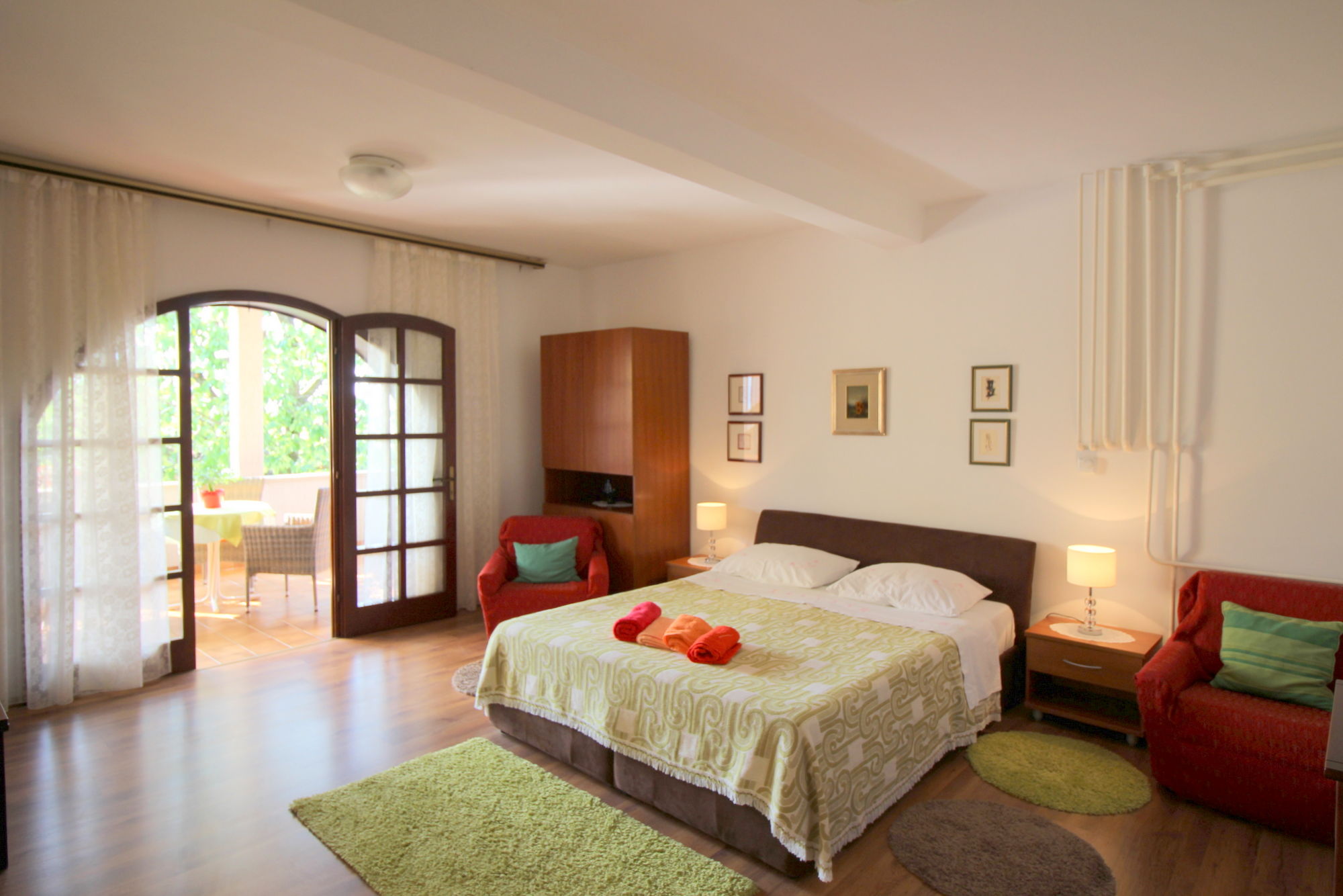 Apartments Anka 16927-A1
