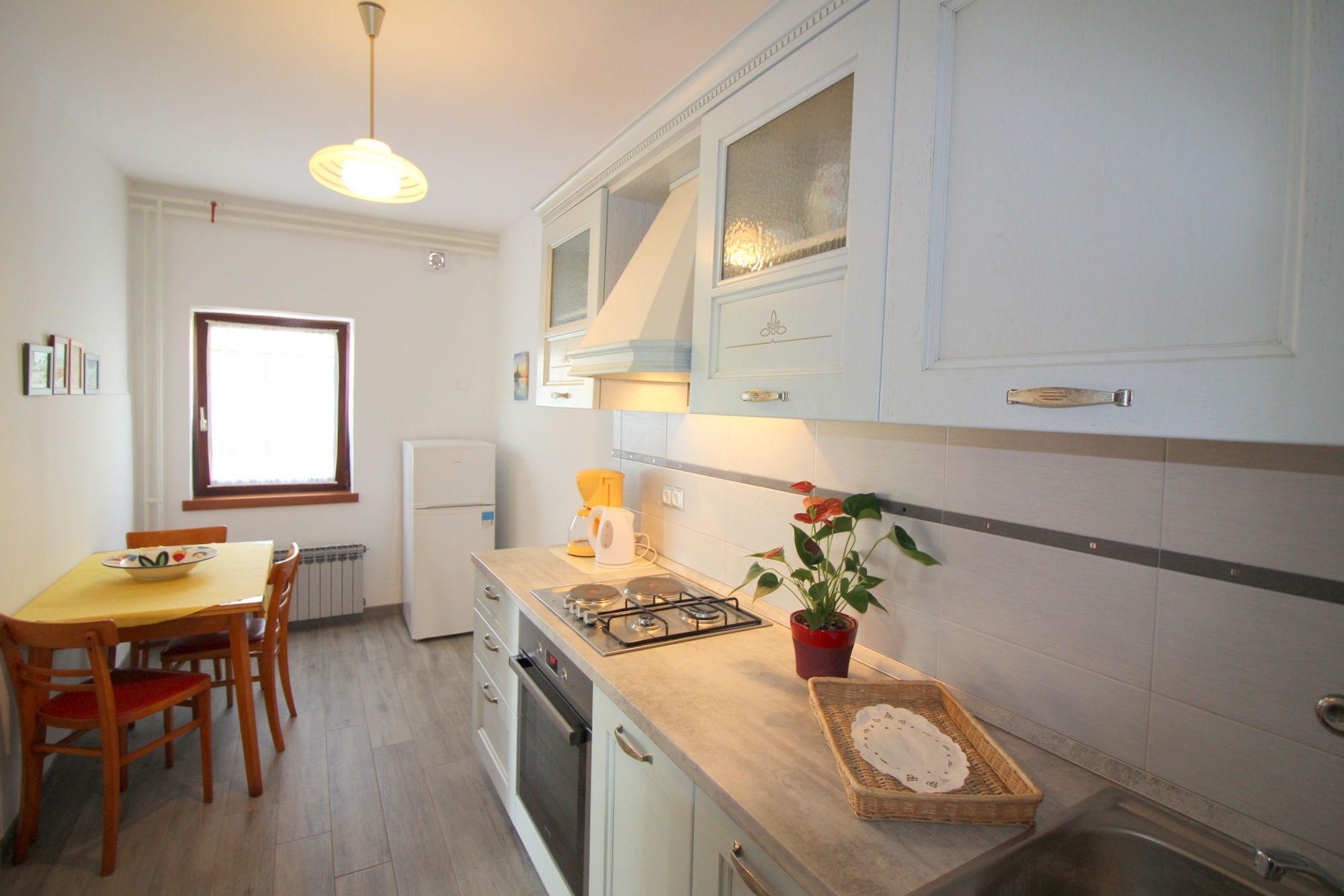 Apartments Anka 16927-A1