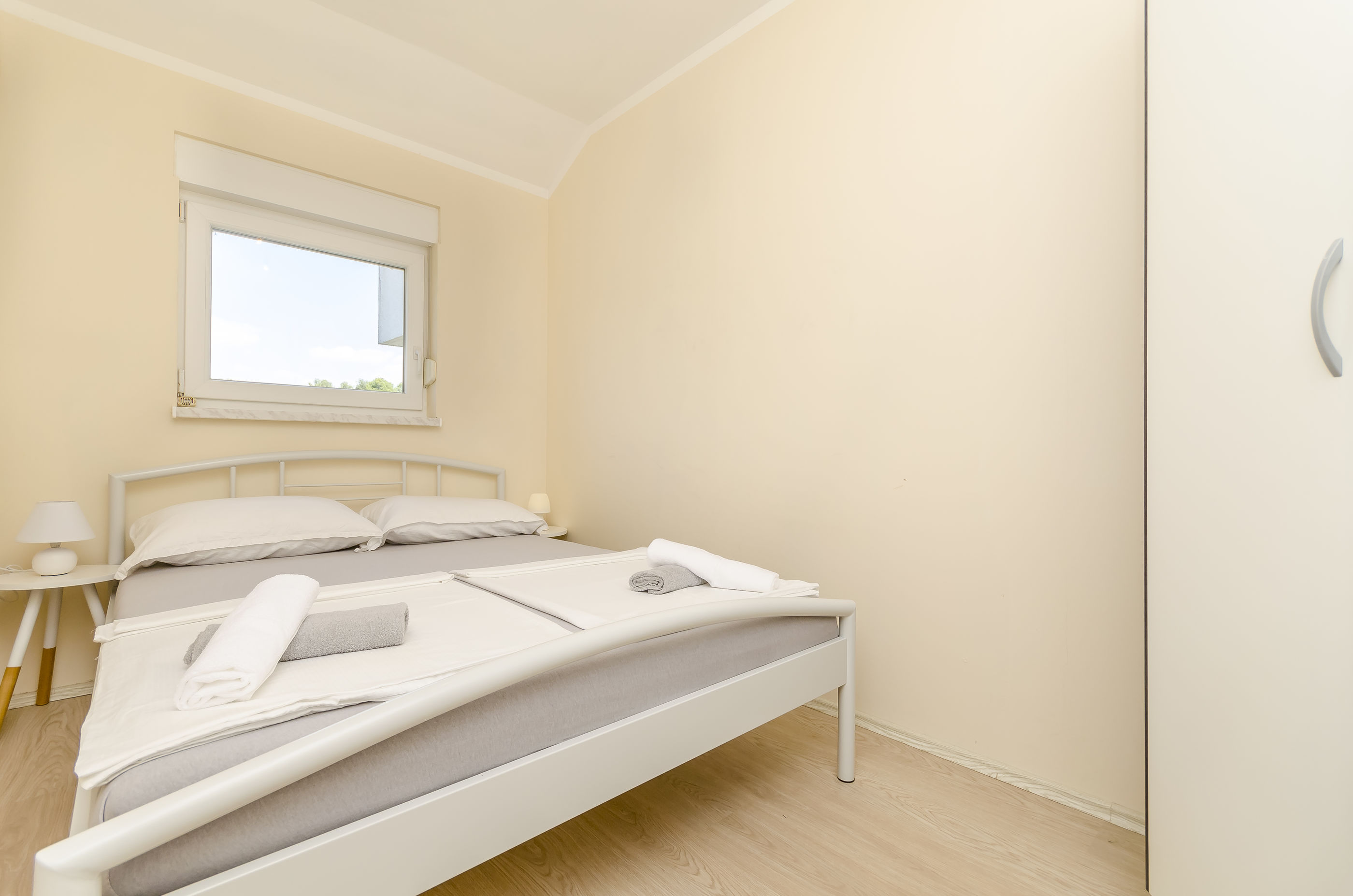 Apartment Lorena 63981-A3