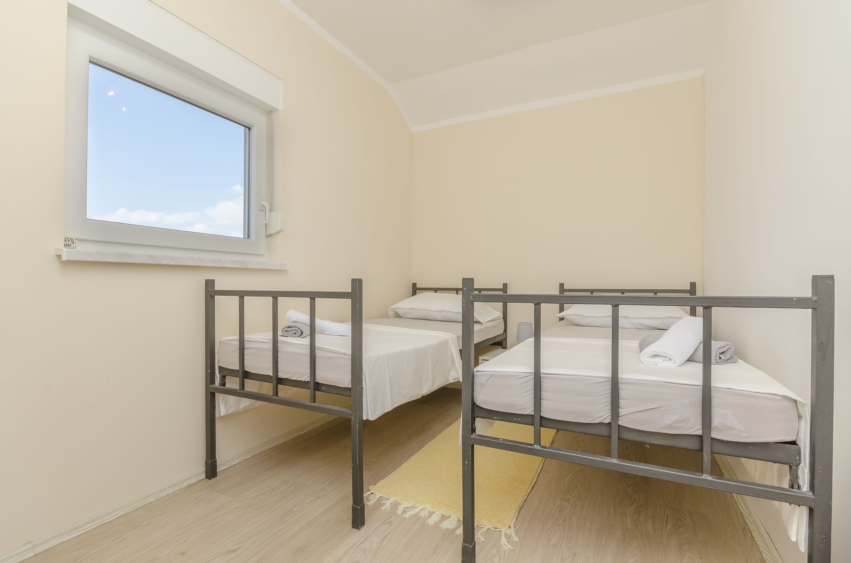 Apartment Lorena 63981-A3