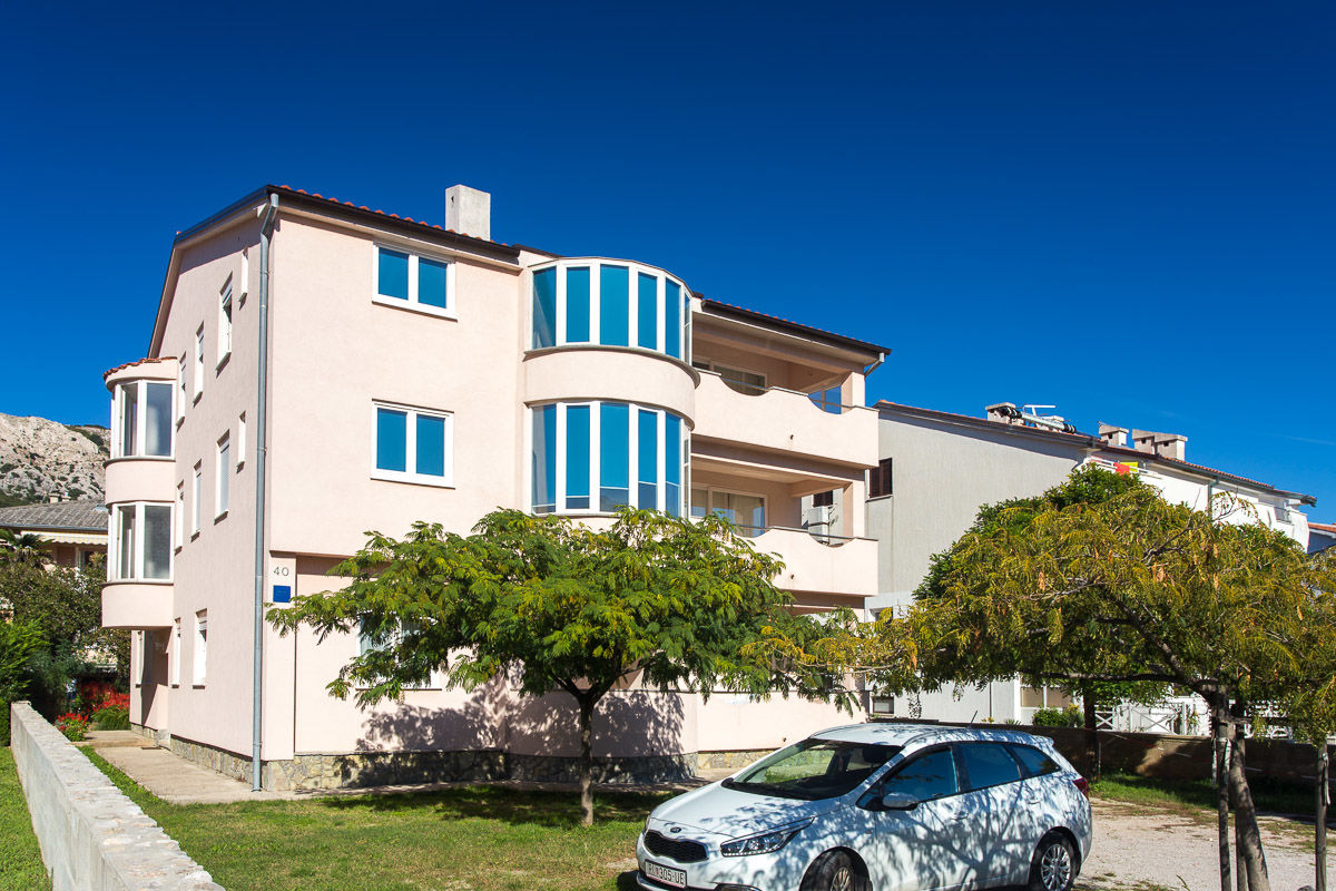 Apartments Zic / Mrakovcic 69421-A4