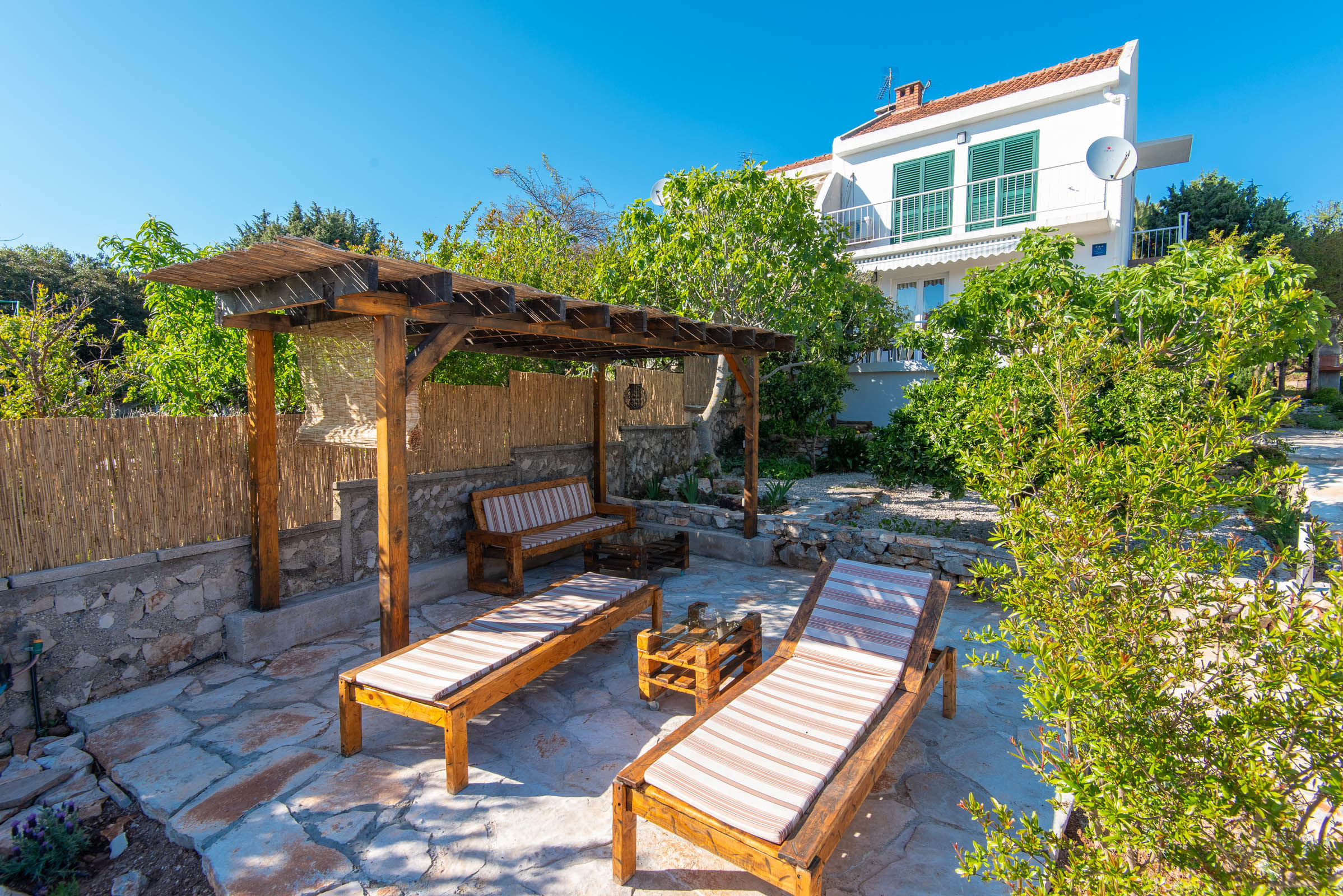 House Lovište 32934-K1