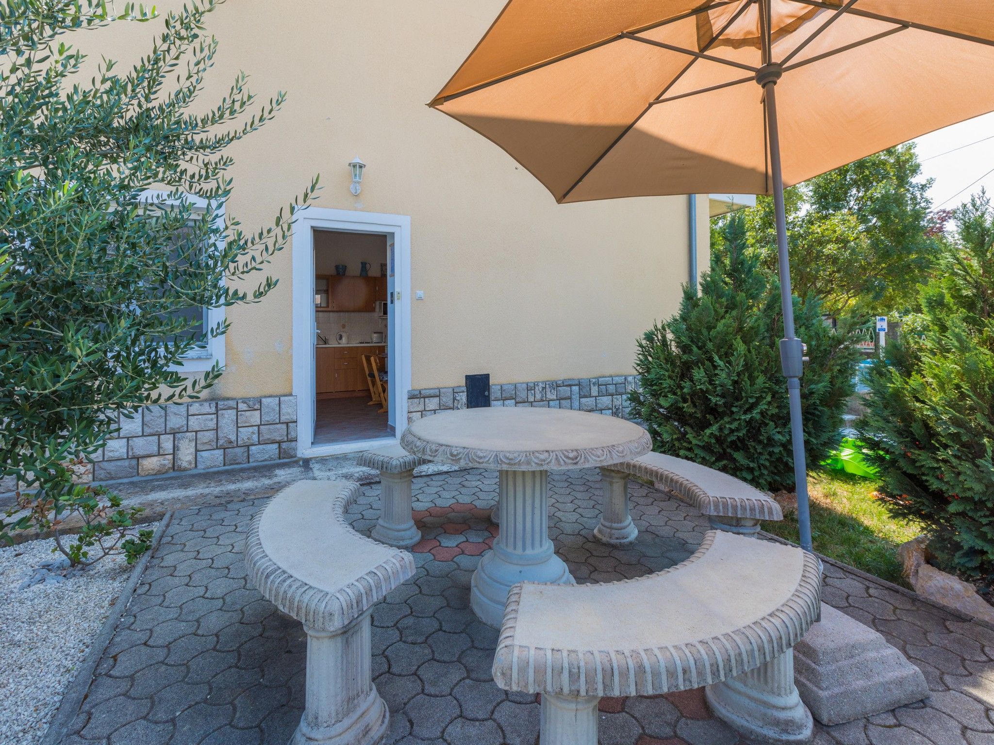 Apartments Ksenija 62795-A1