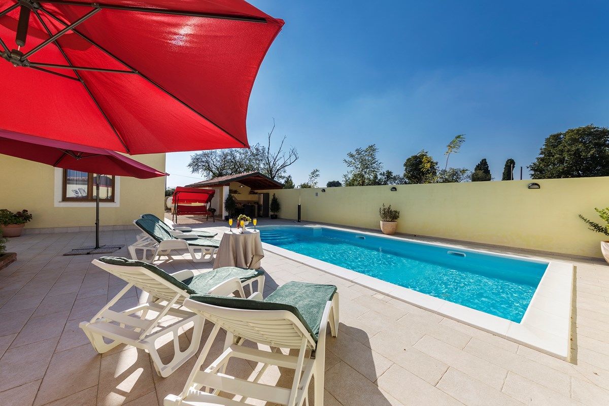 Villa Monica 73853-K1