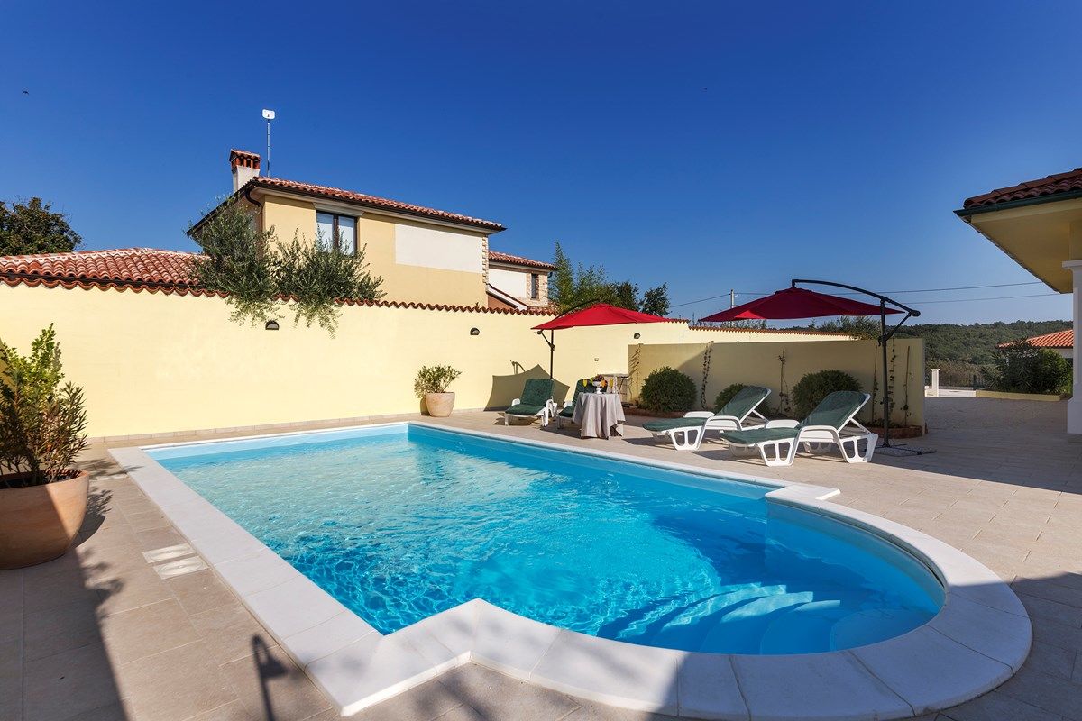 Villa Monica 73853-K1