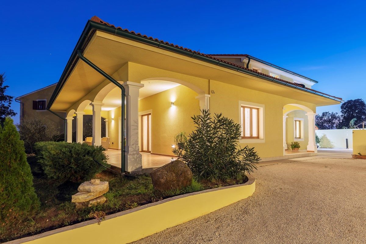 Villa Monica 73853-K1