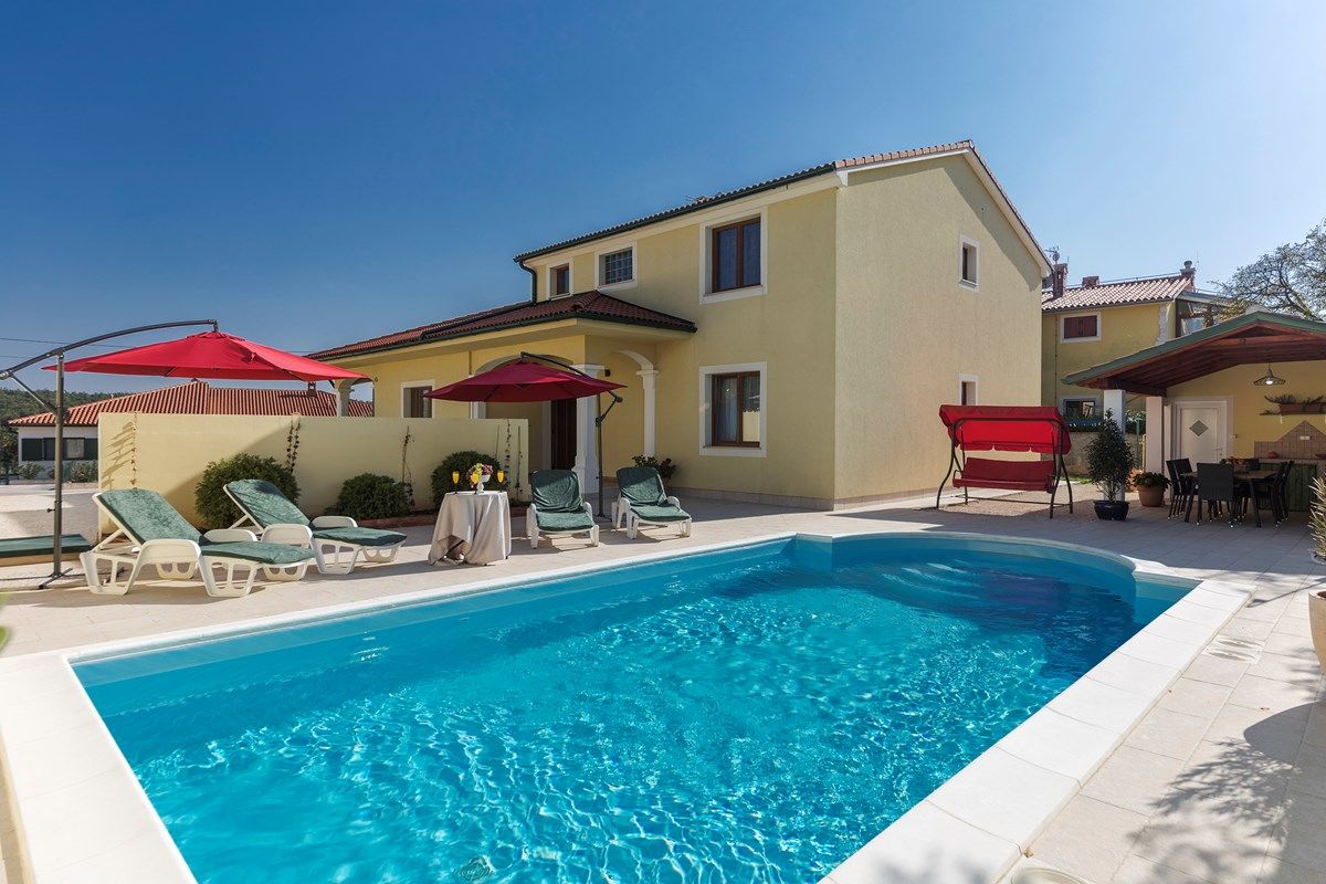 Villa Monica 73853-K1