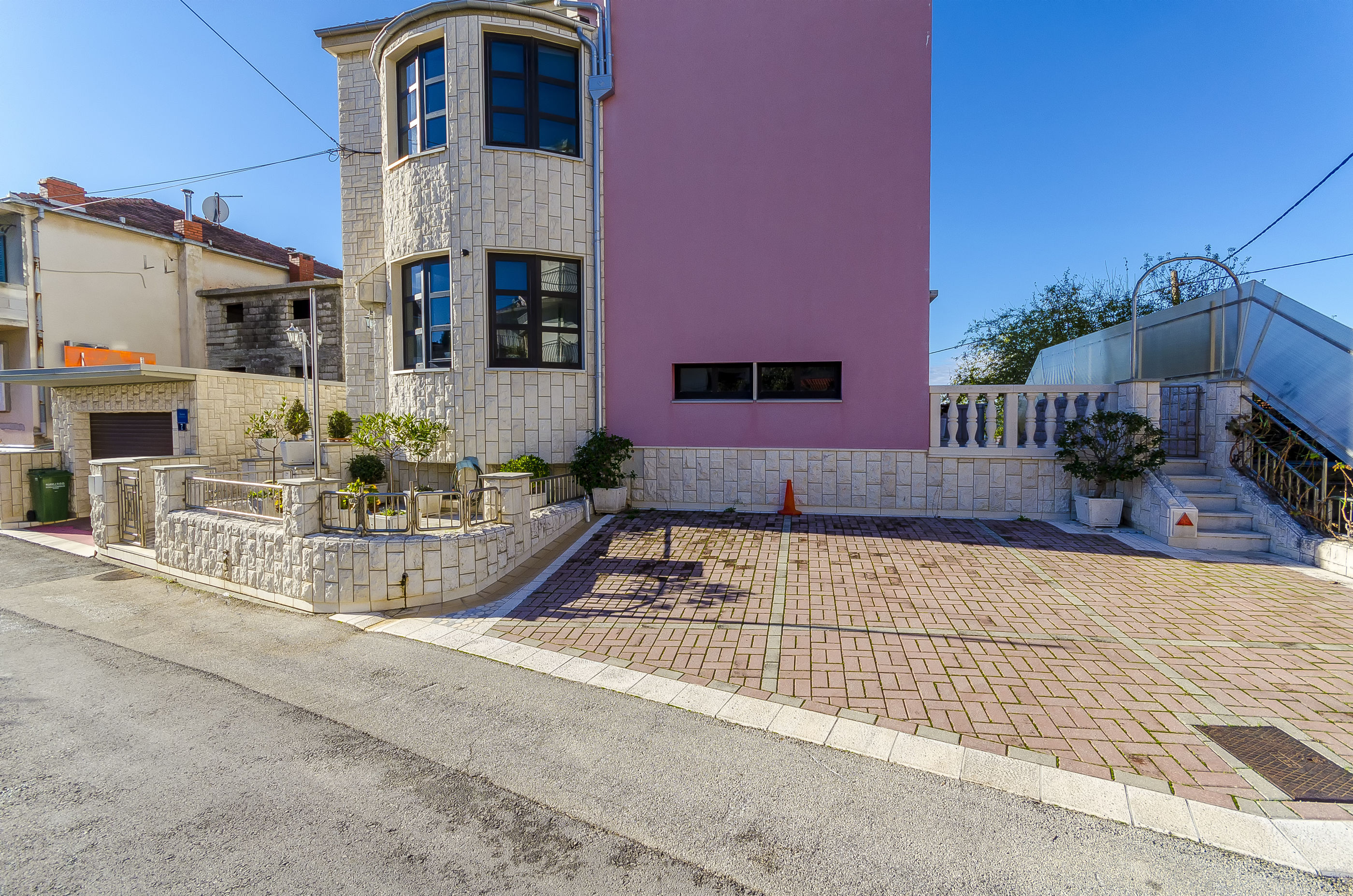 Apartments Anna 59131-A2