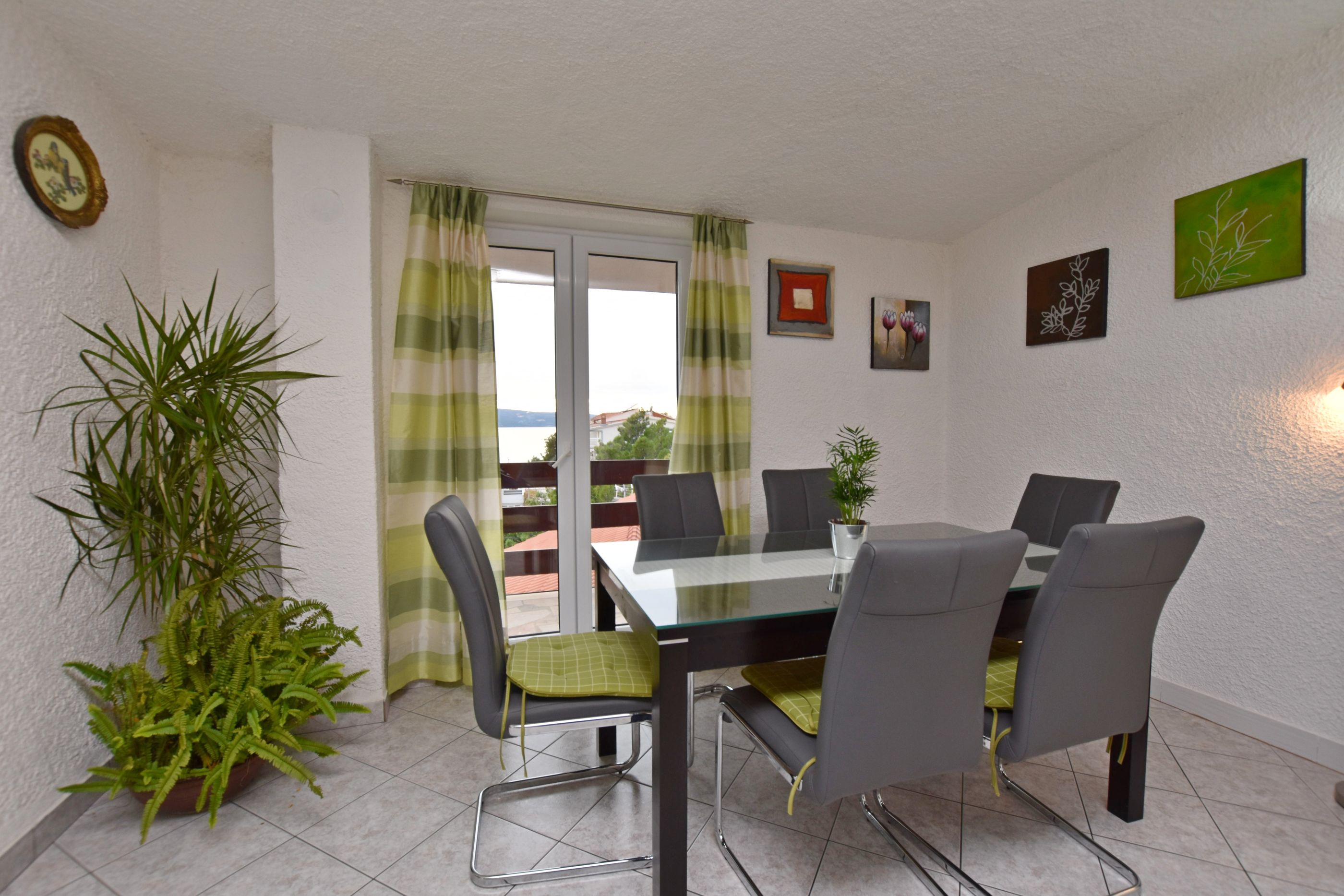 Apartments Mladen 12941-A1