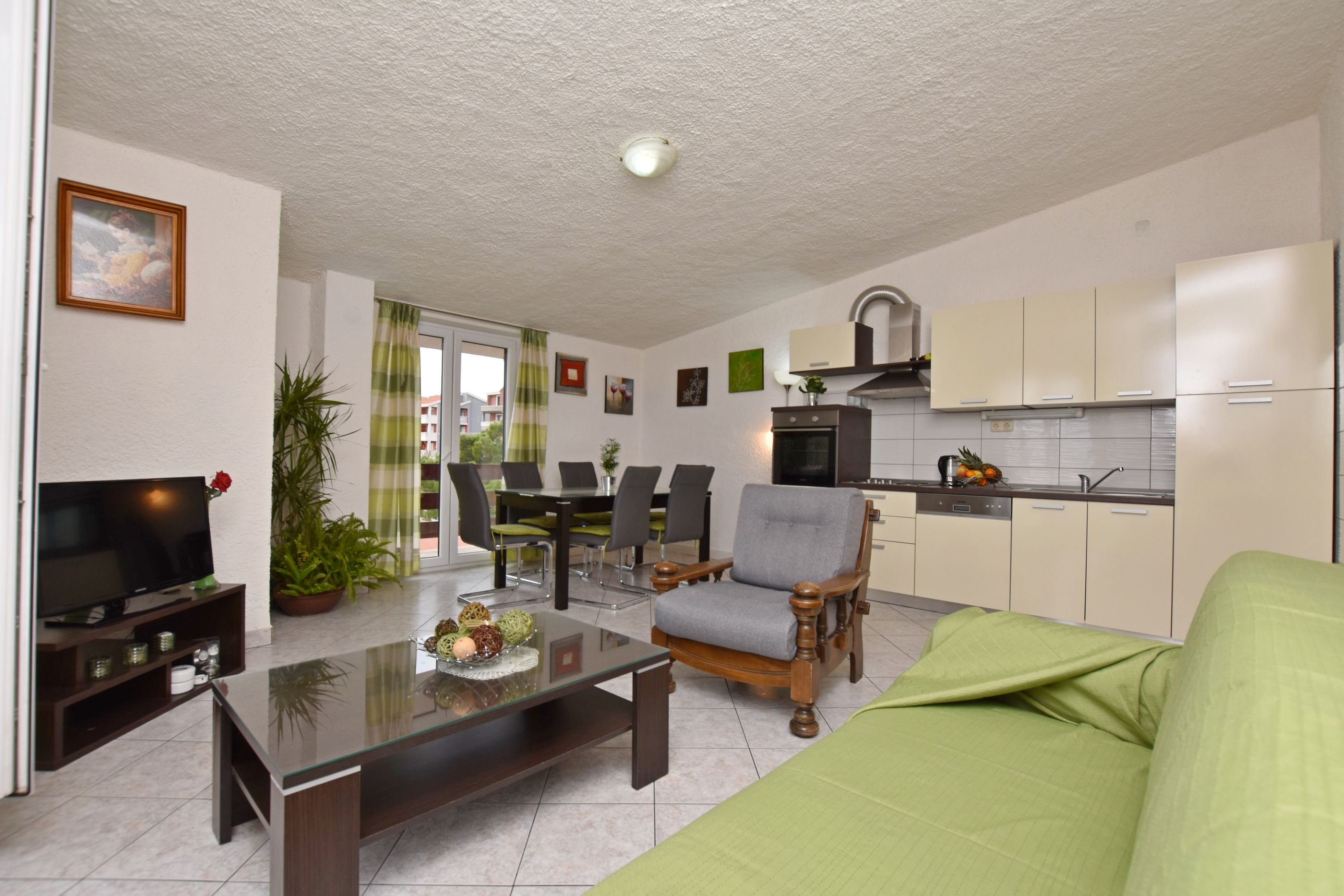 Apartments Mladen 12941-A1