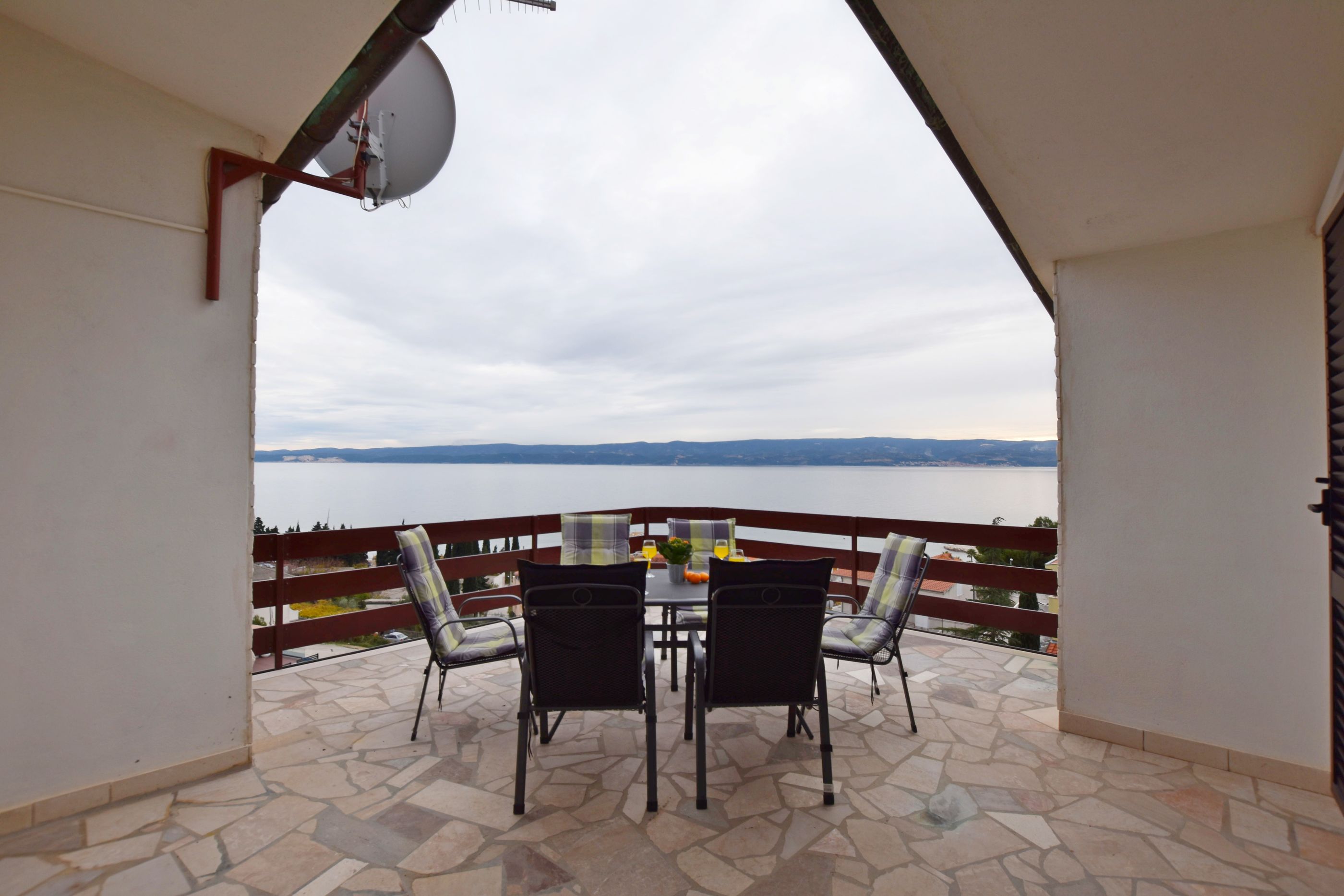 Apartments Mladen 12941-A1