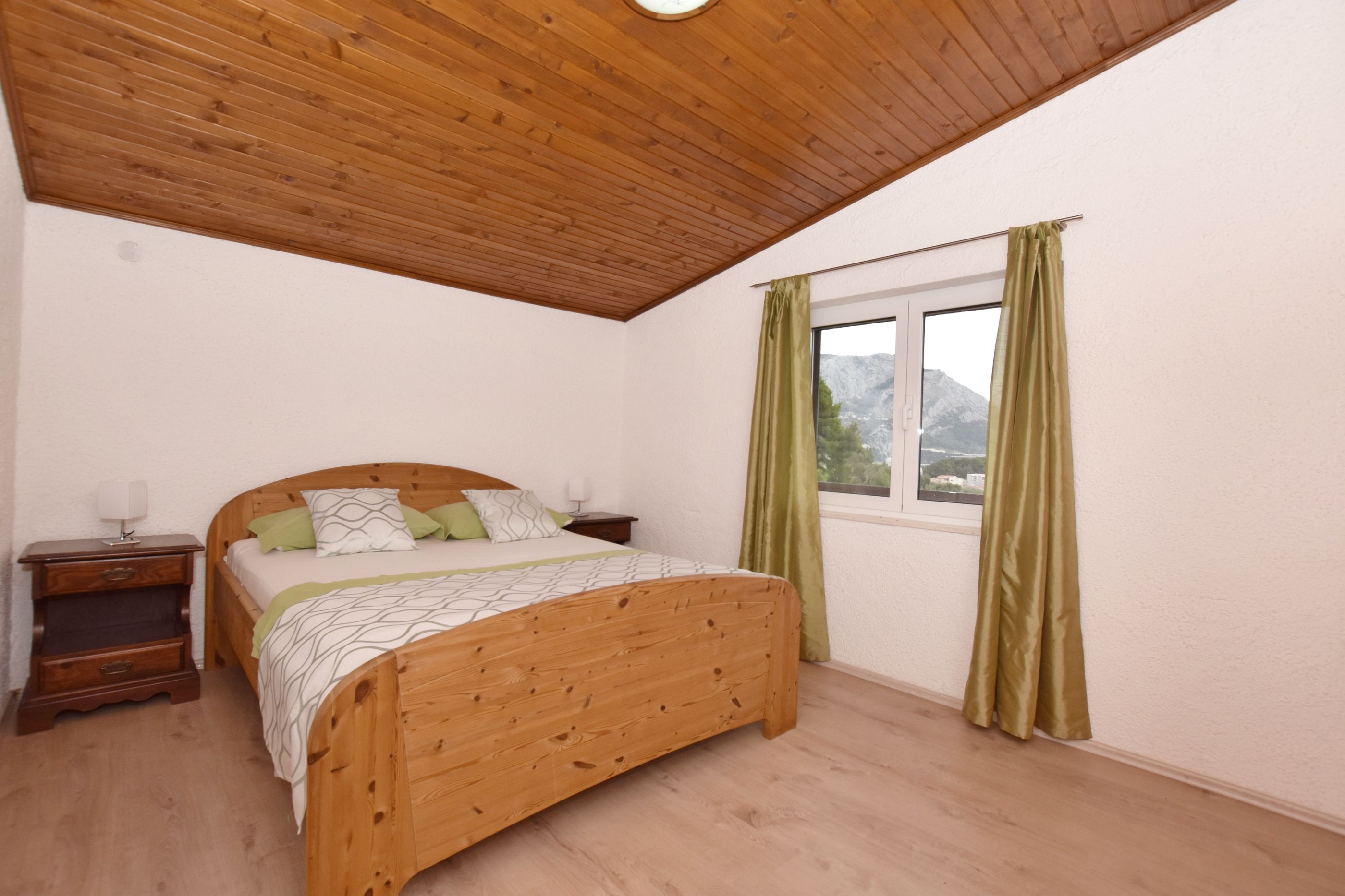 Apartments Mladen 12941-A1