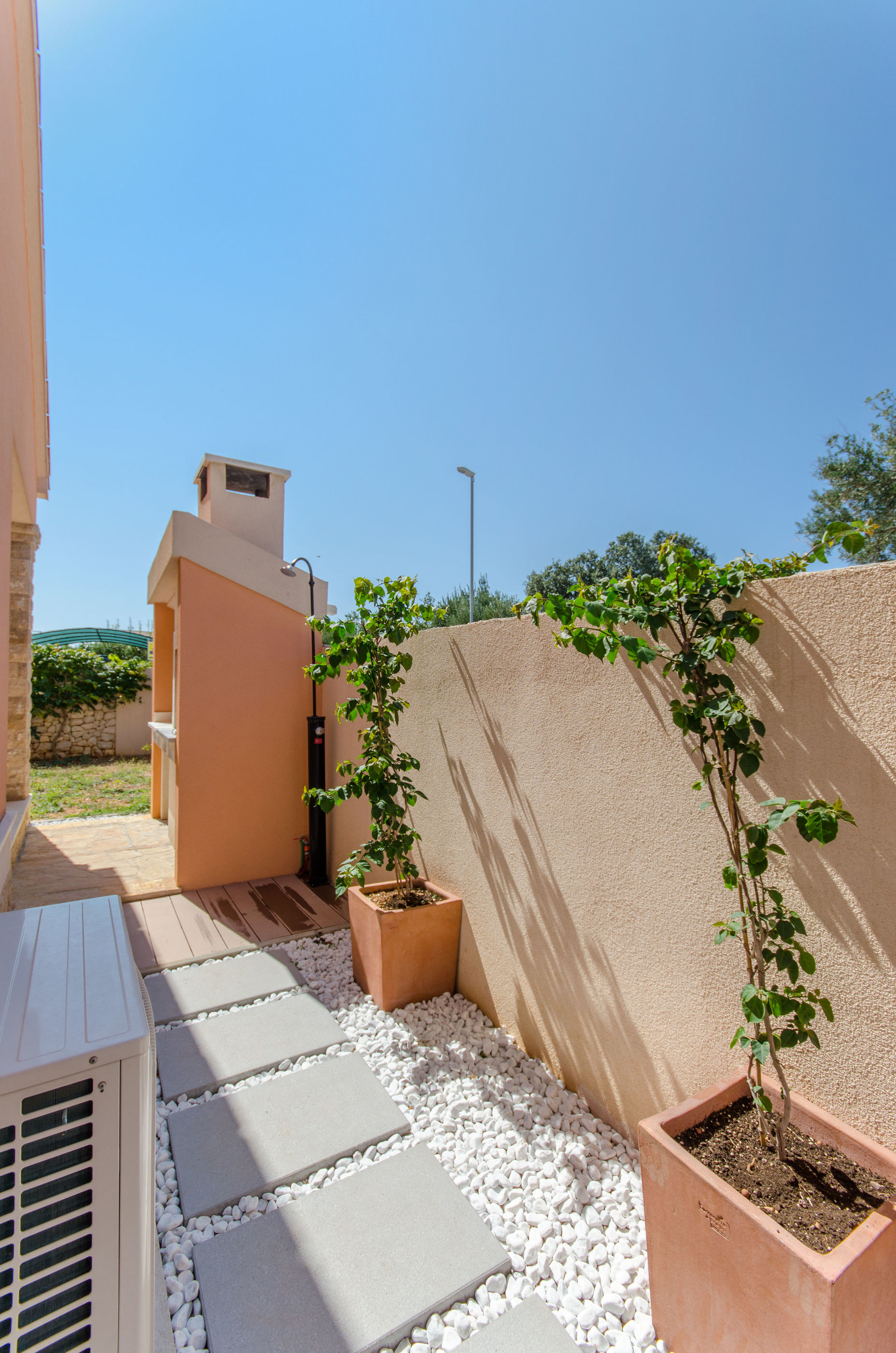 House Nikolina 48561-K1