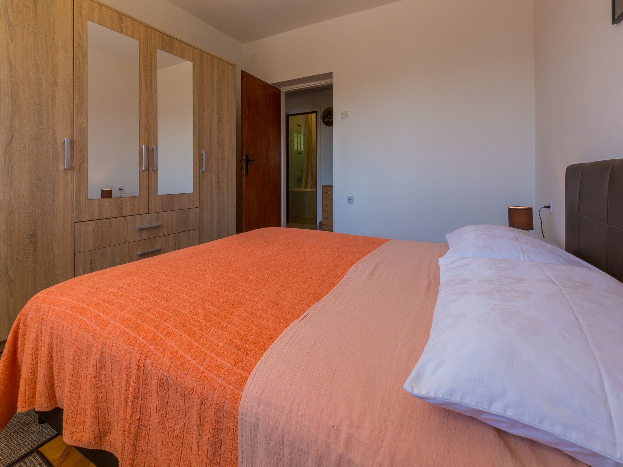 Apartments Miroslava 62514-A1