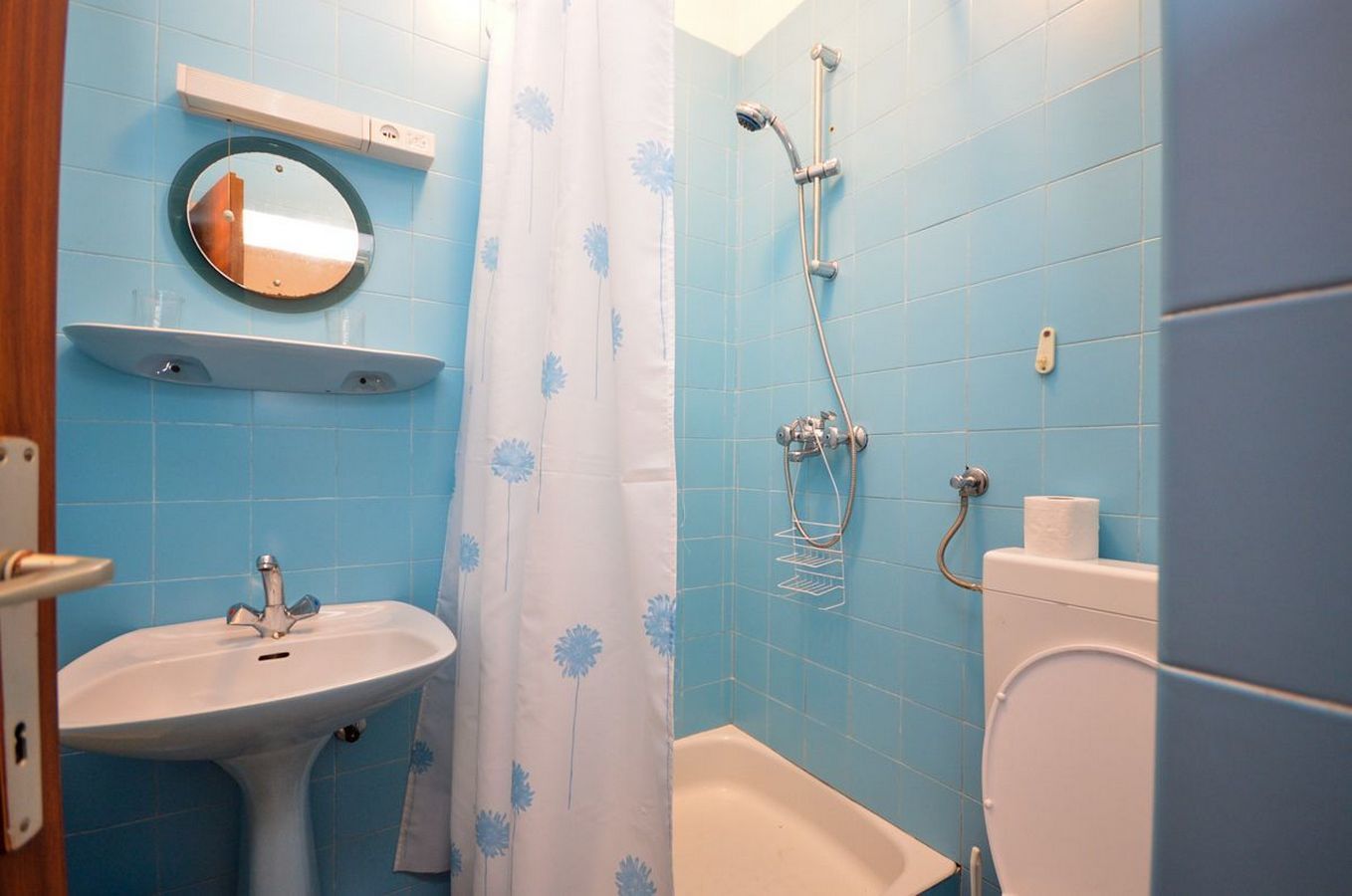 Apartment and Rooms Biserka 20291-A2