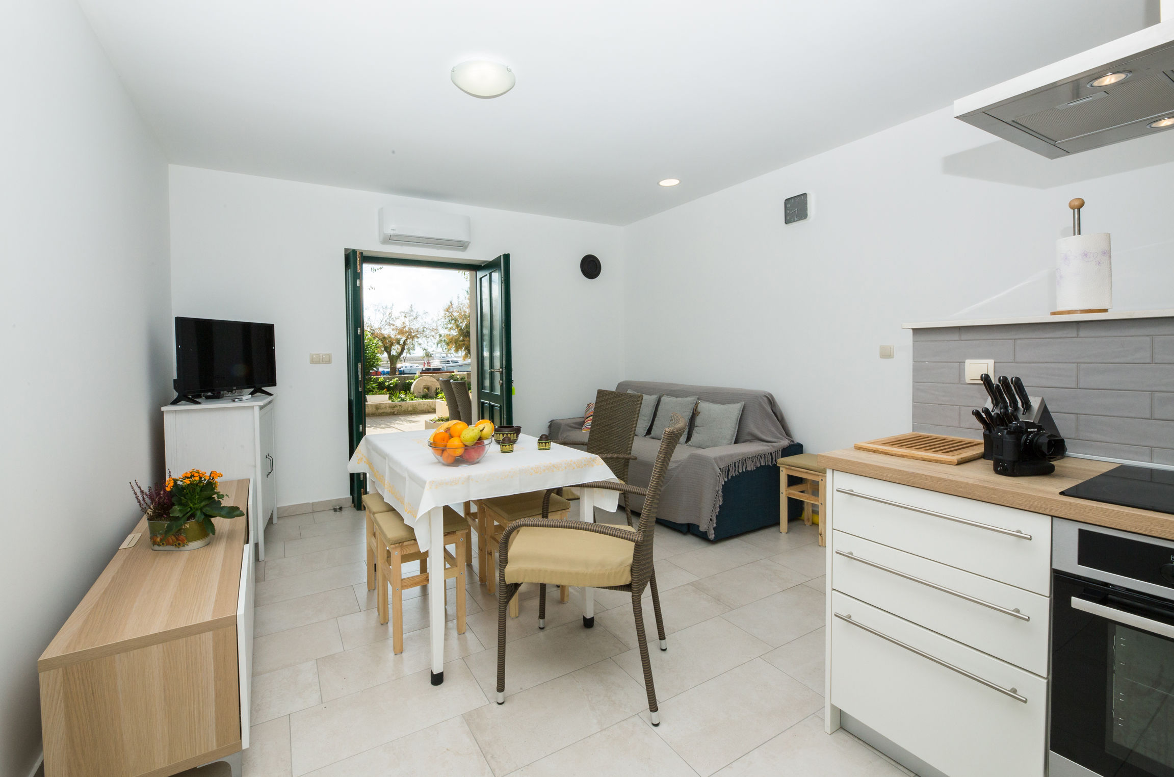Apartments Roko 49051-A1