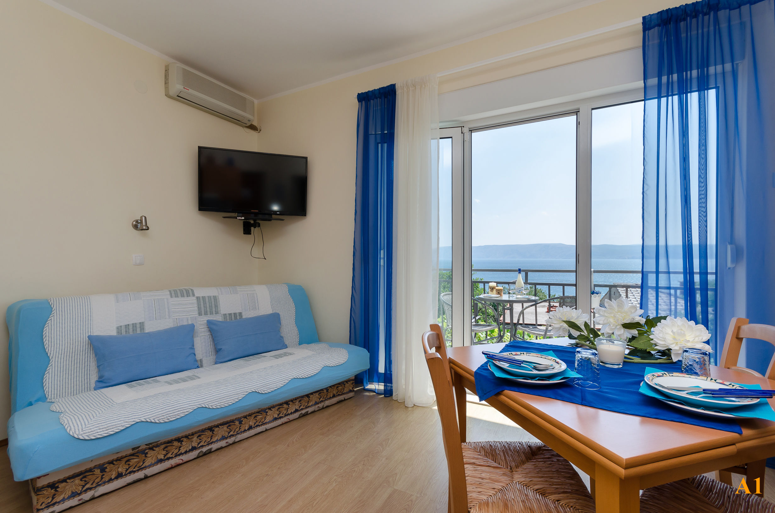 Apartments and Room Drazen 86521-A1