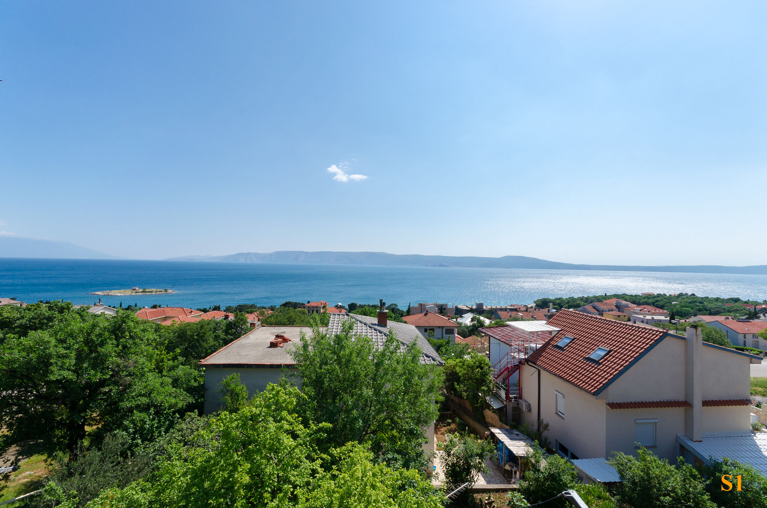 Apartments and Room Drazen 86521-S1