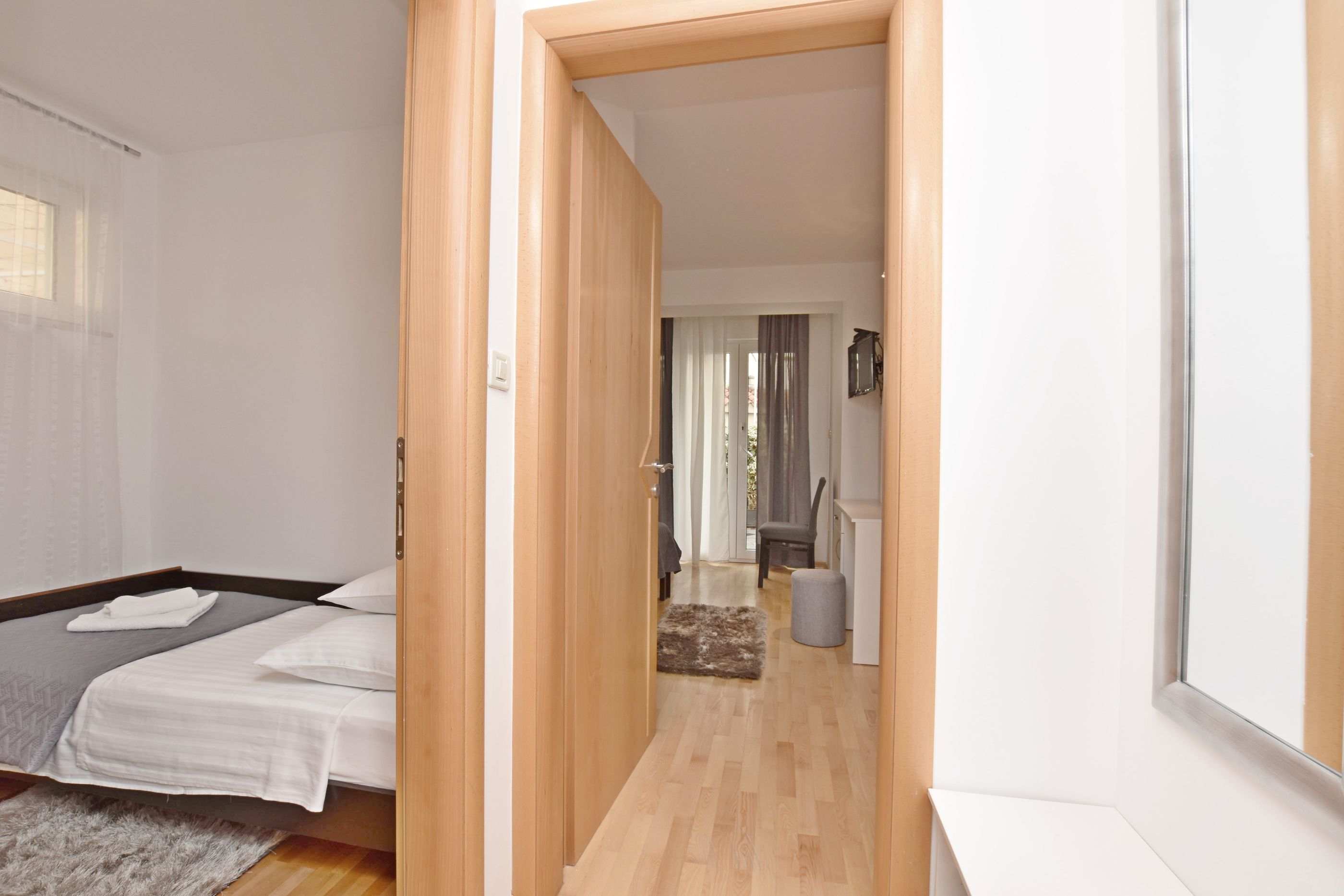 Apartment Mate 59711-A1