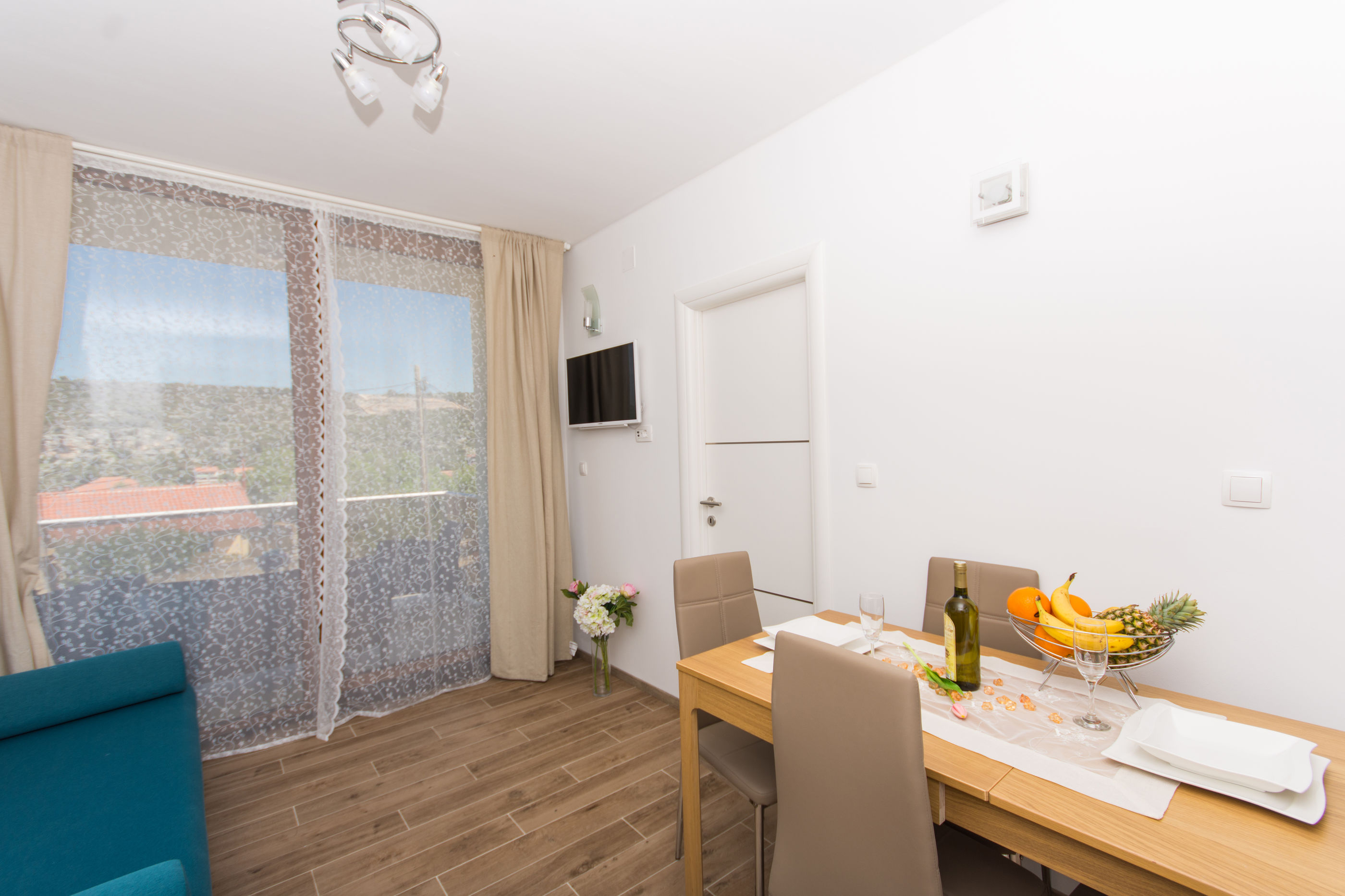 Apartments Villa LA 59731-A1