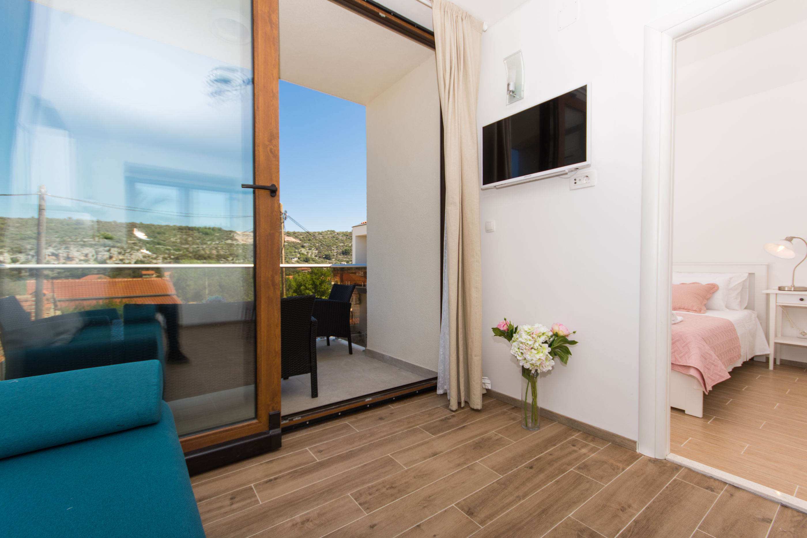 Apartments Villa LA 59731-A1