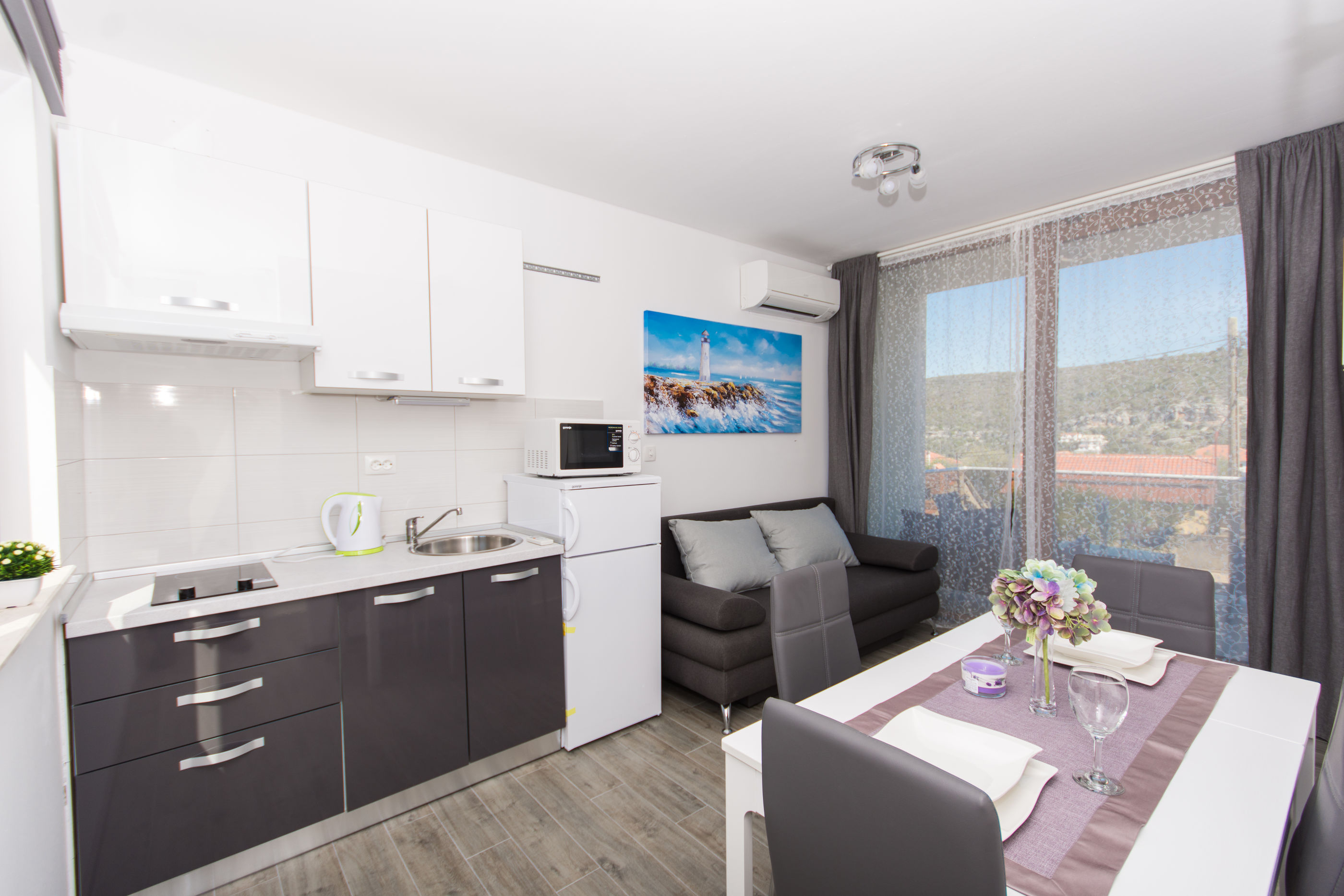 Apartments Villa LA 59731-A2