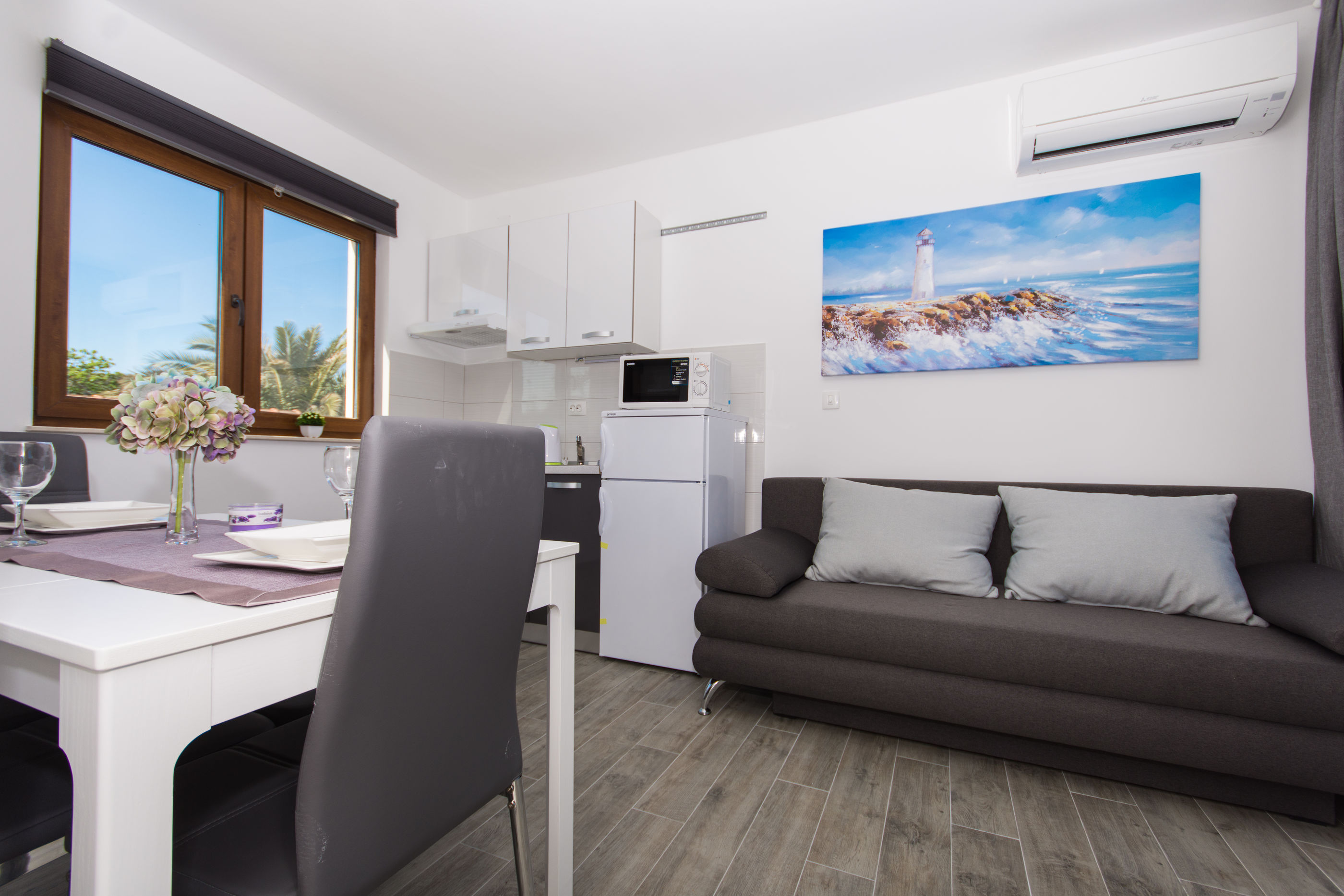 Apartments Villa LA 59731-A2