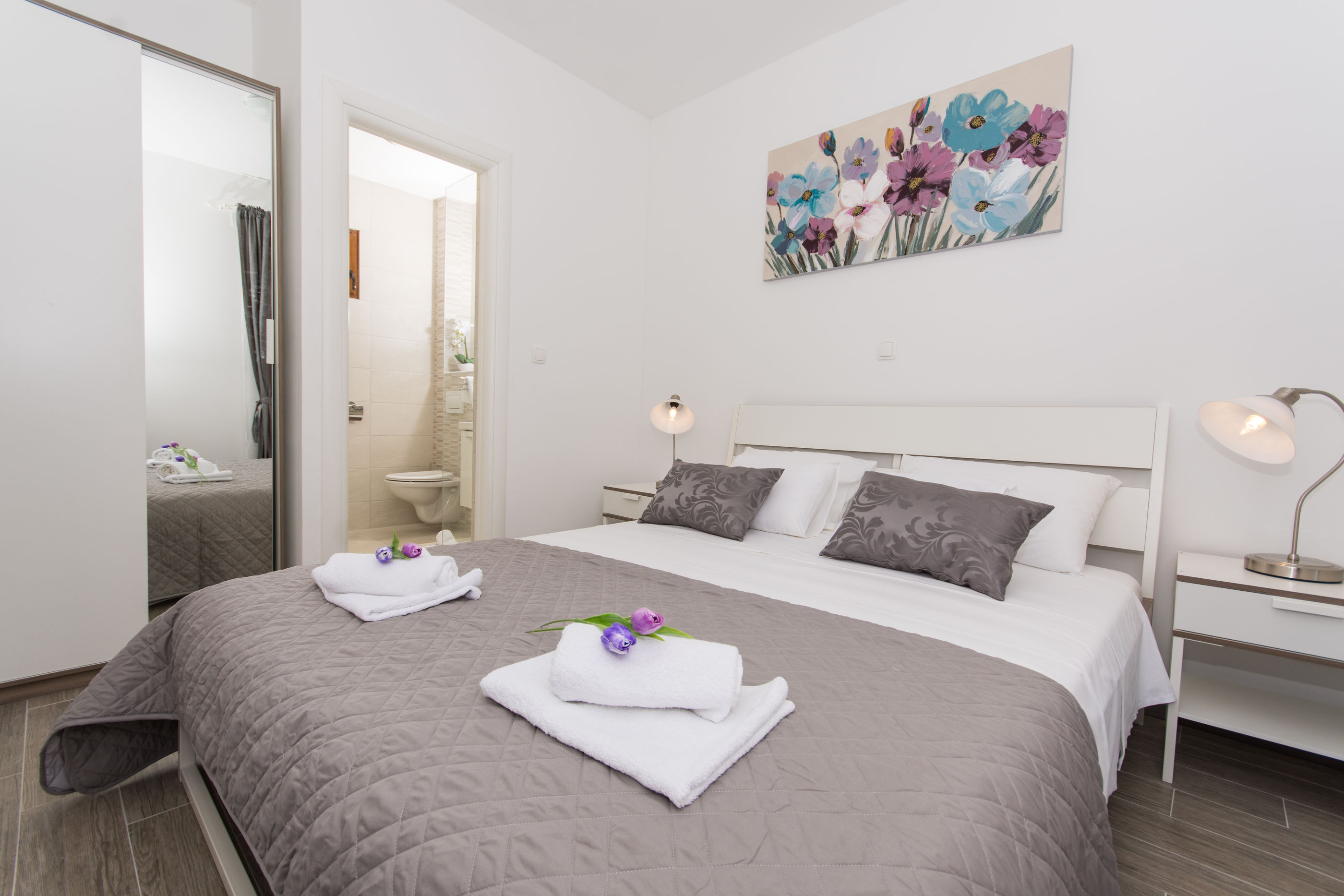 Apartments Villa LA 59731-A3