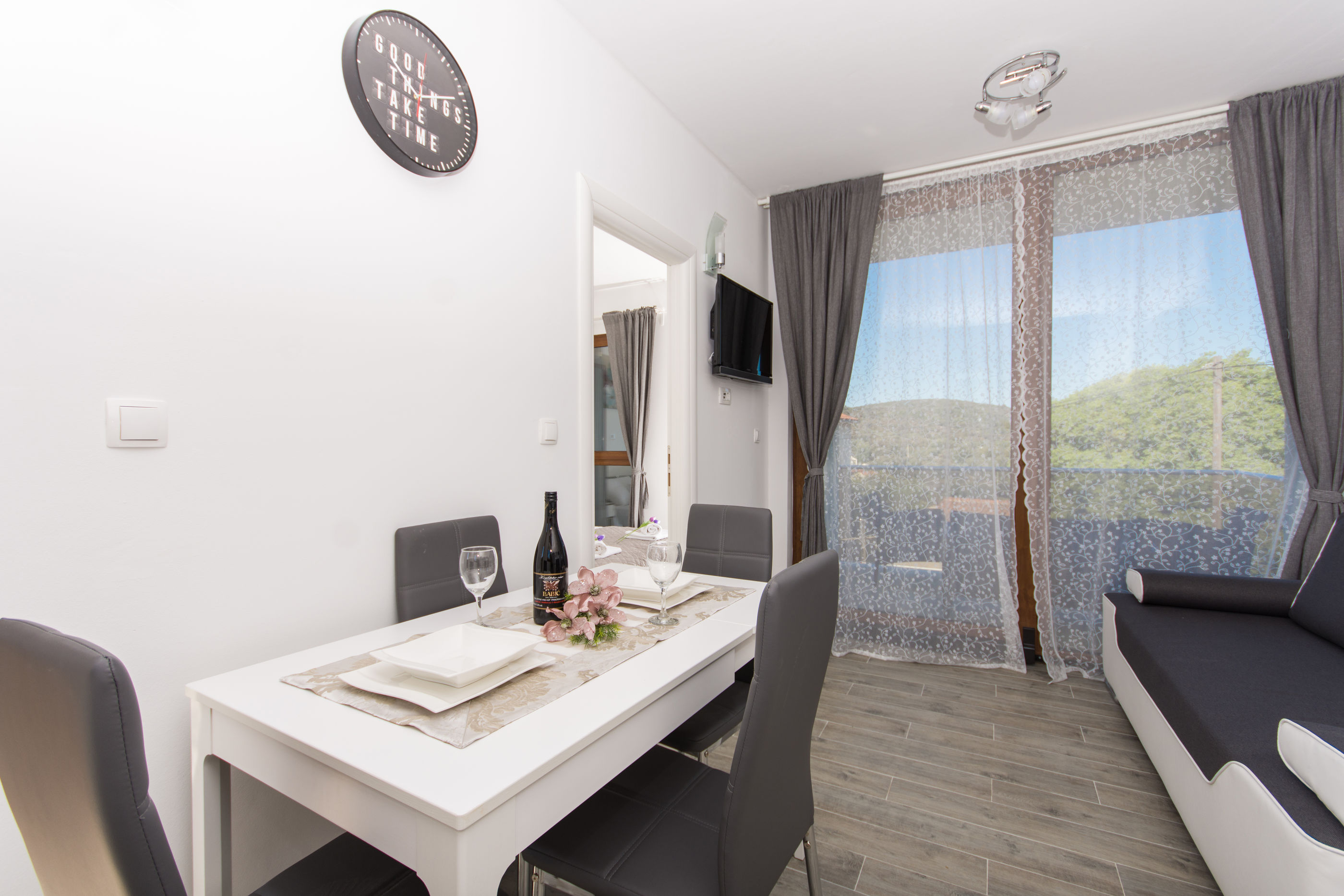 Apartments Villa LA 59731-A3