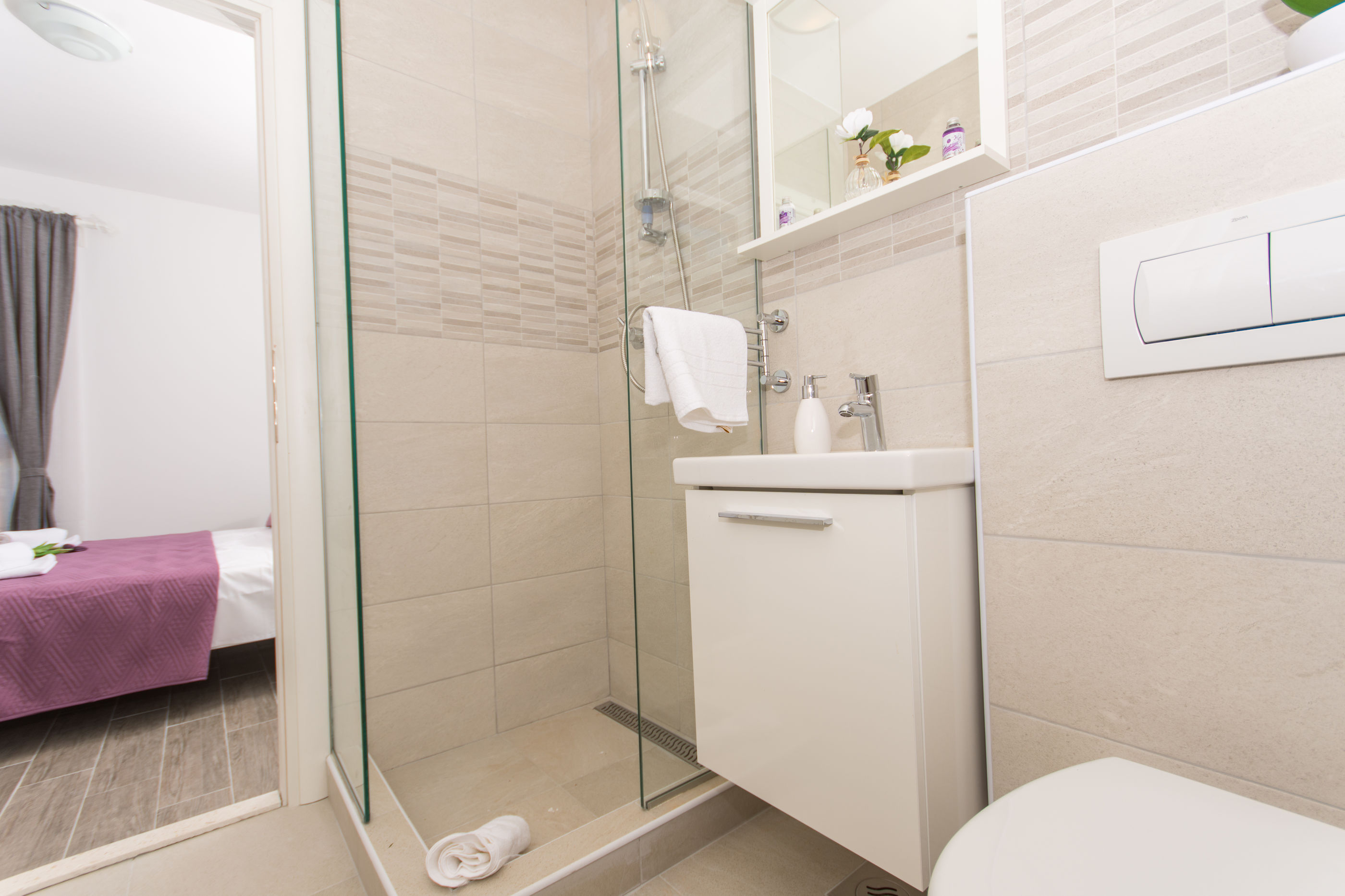 Apartments Villa LA 59731-A2