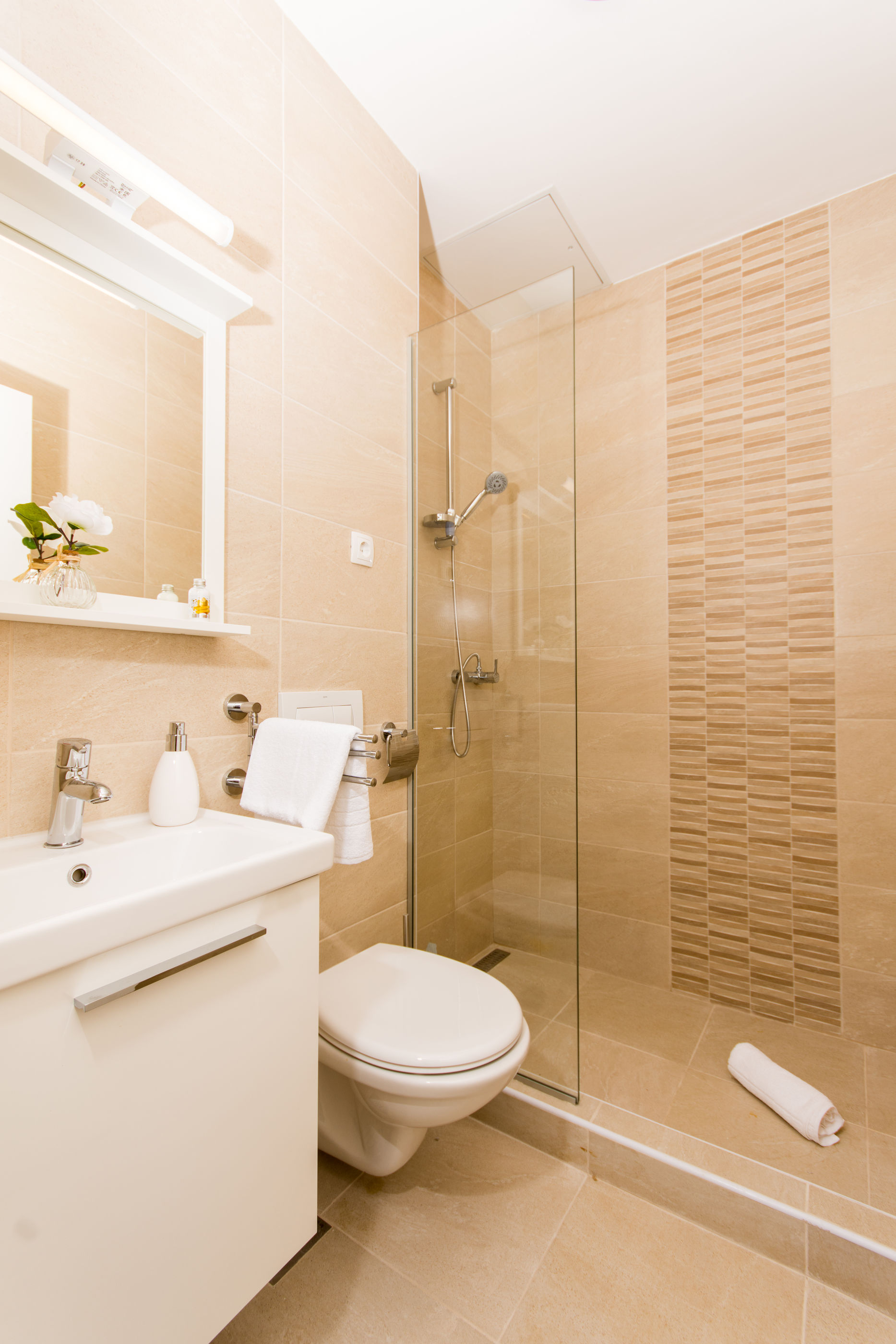 Apartments Villa LA 59731-A4