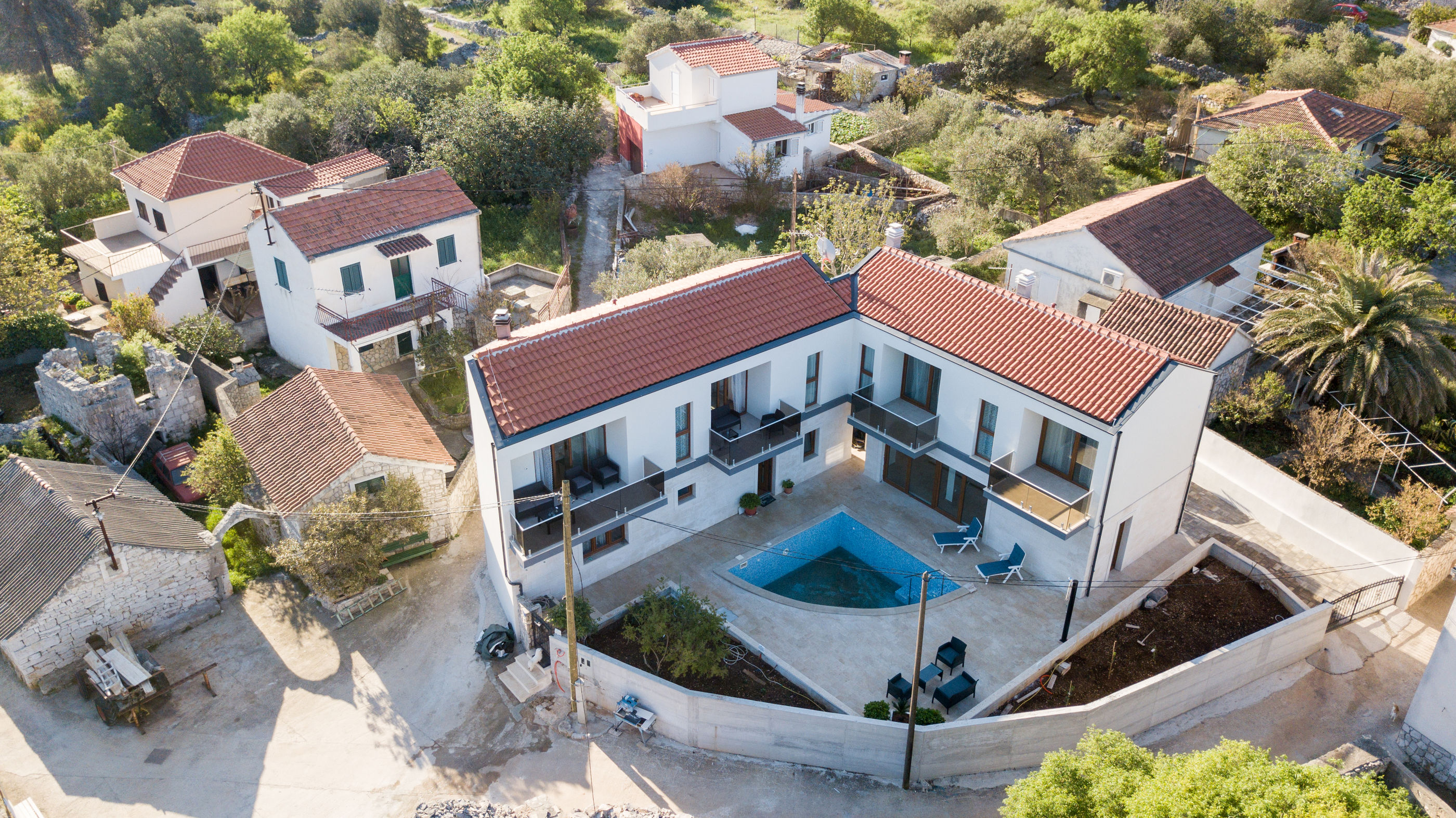 Apartments Villa LA 59731-A2