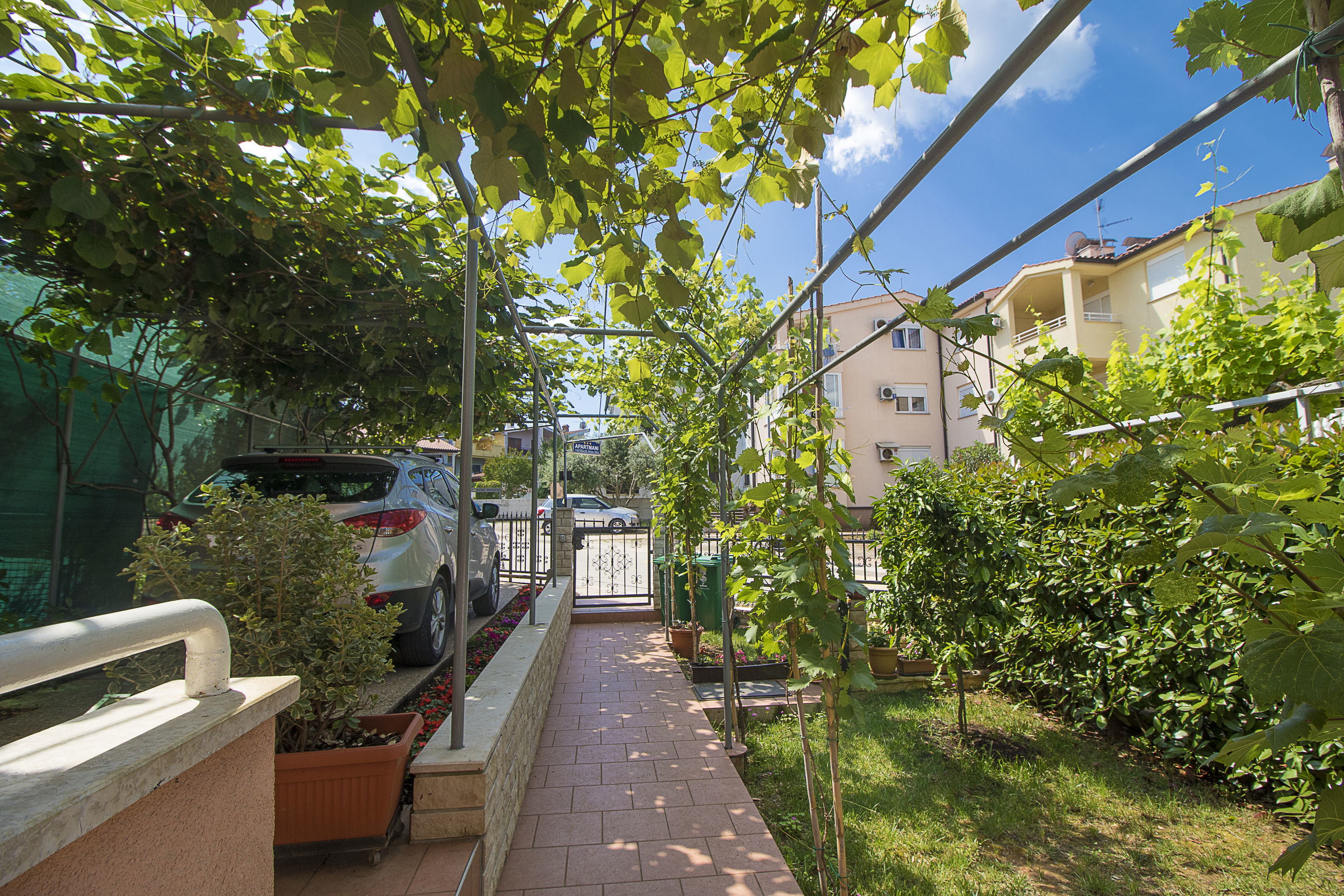 Apartments Edo 60341-A3