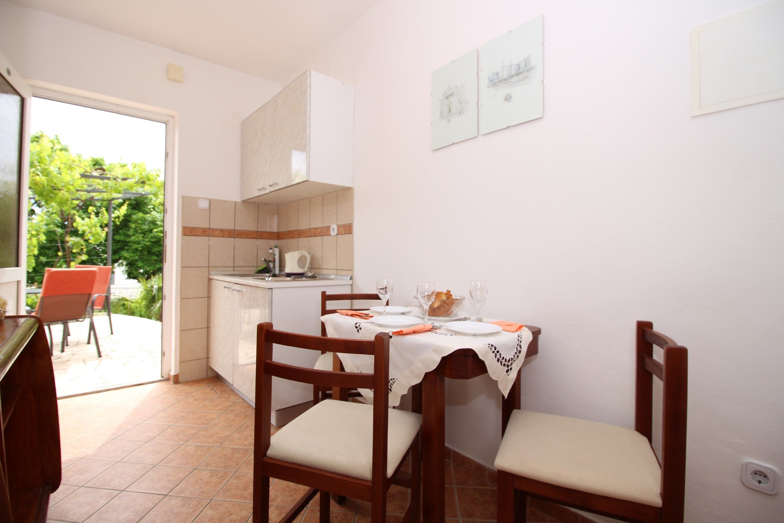 Apartments IVONA 1 62863-A1