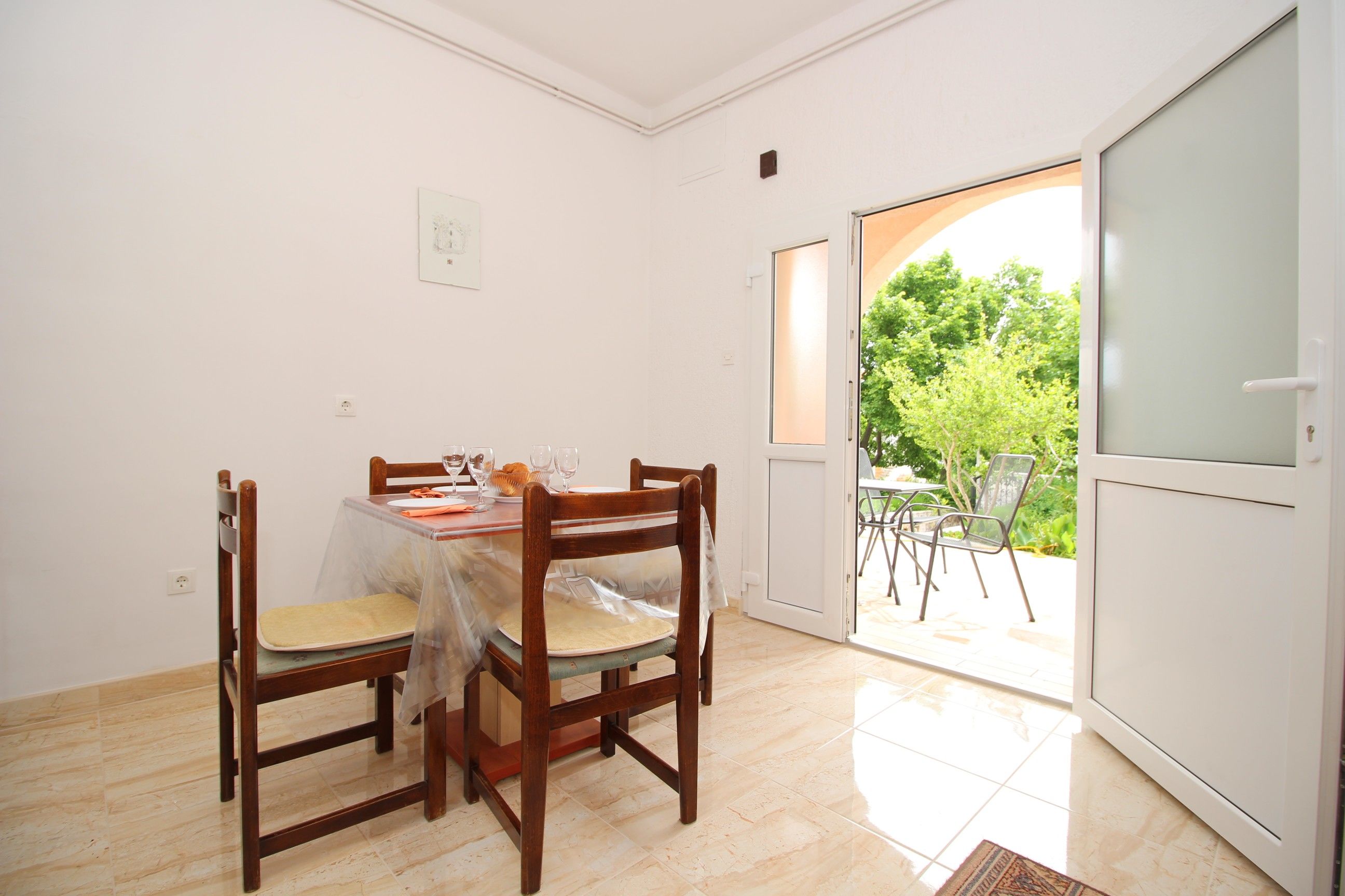 Apartments IVONA 2 62865-A1