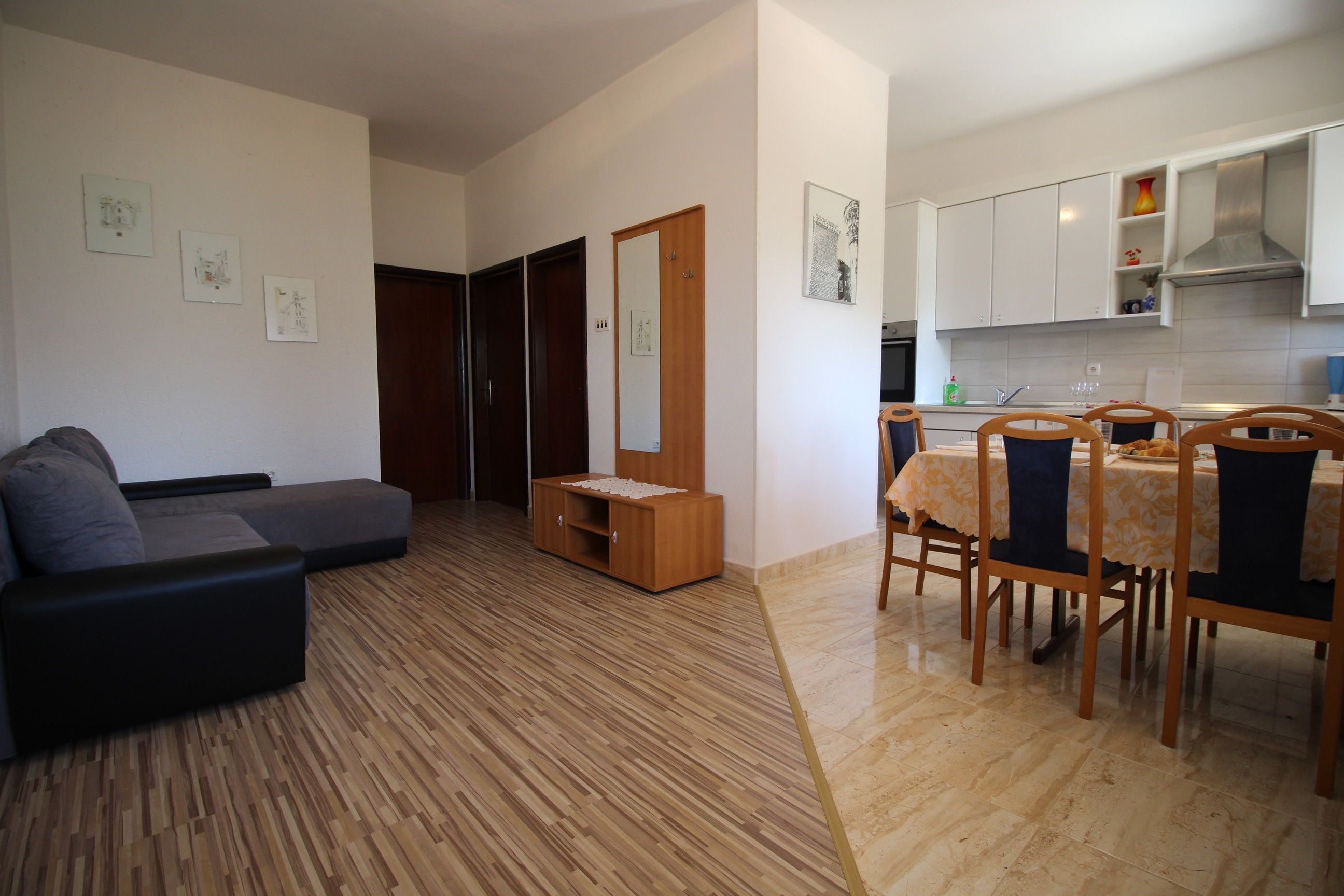 Apartments IVONA 3 62866-A1